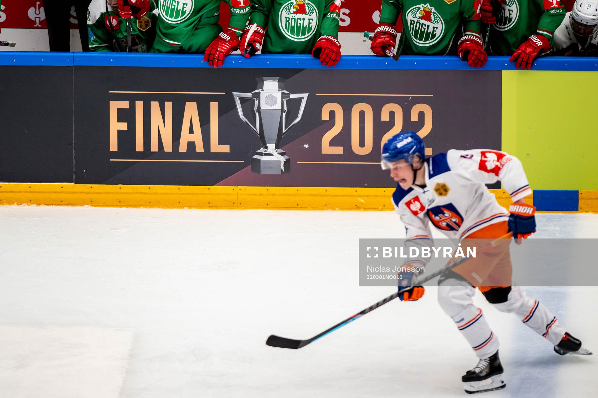 Sign with final 2022