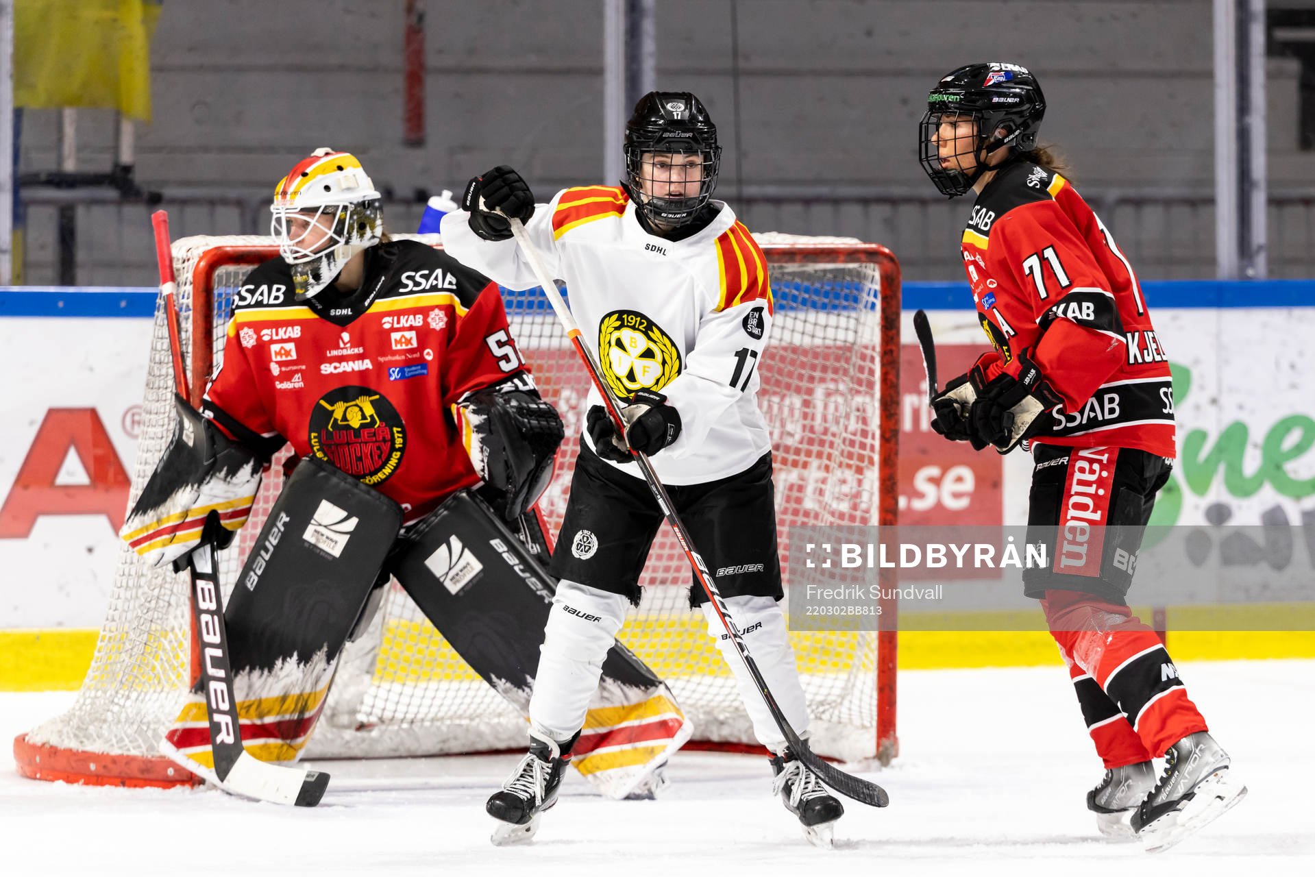 Brynäs Jaycee Gebhard redo för styrning framför Luleås
