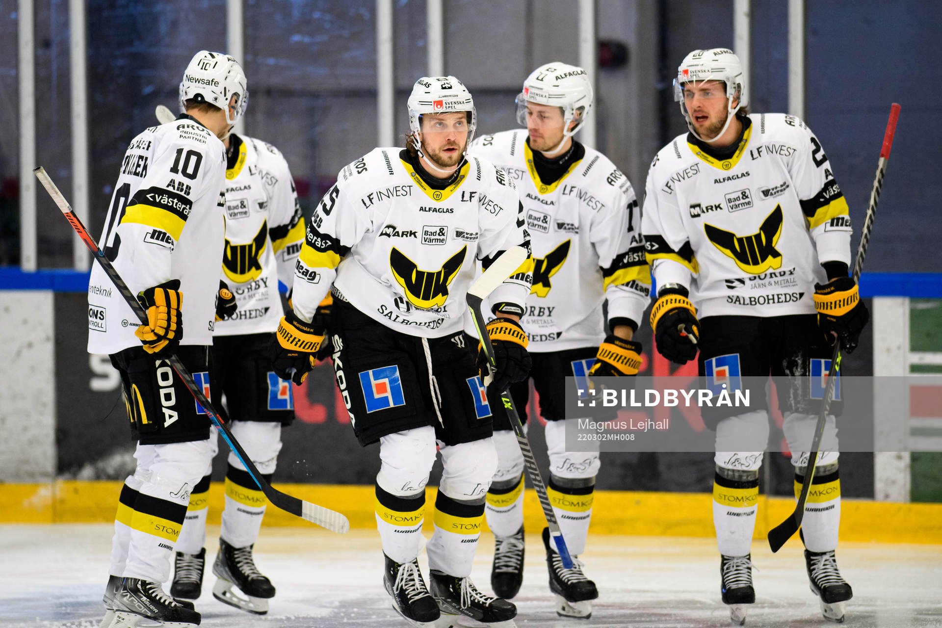 Västerås Marcus Bergman jublar med lagkamraterna