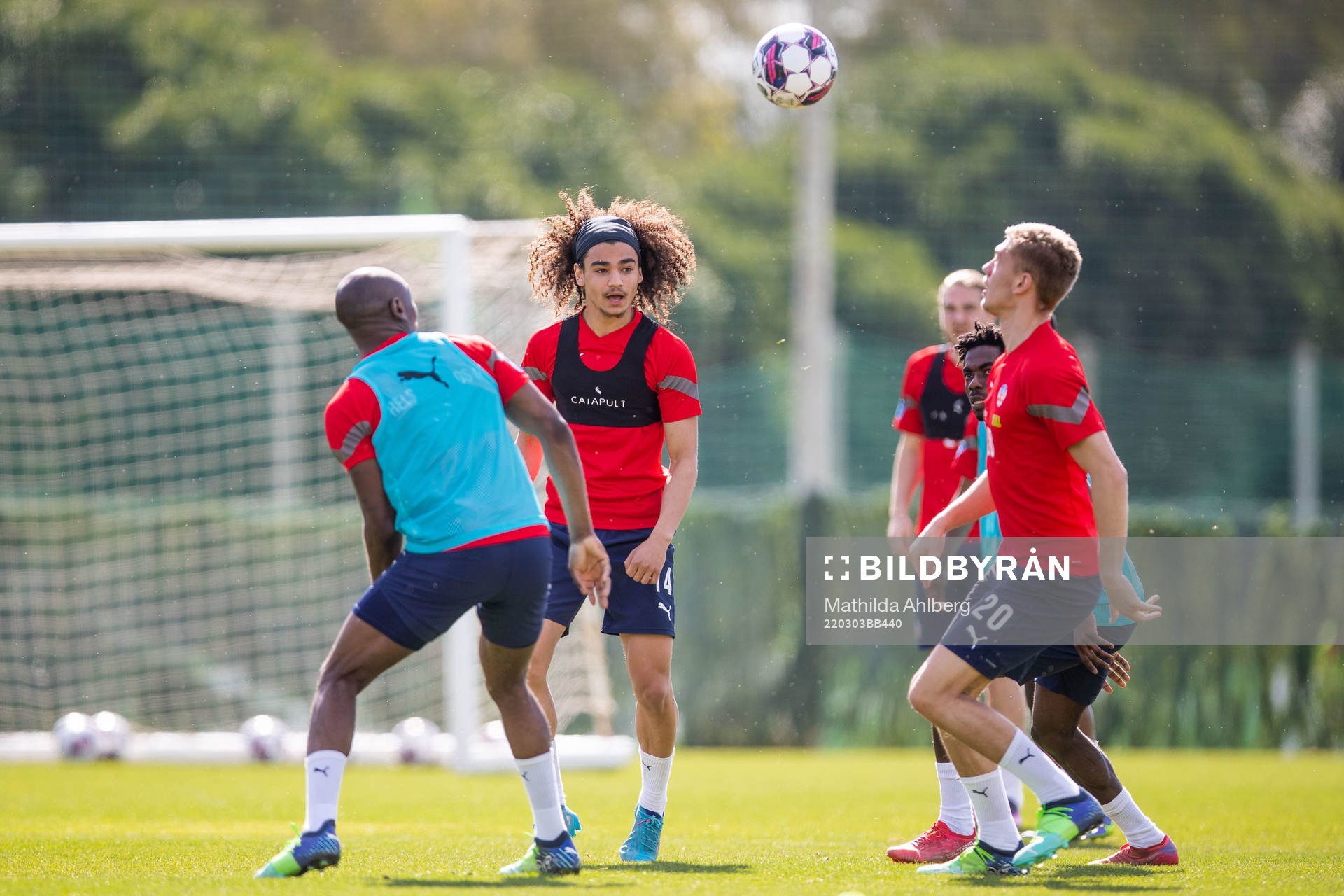 Ravy Tsouka-Dozi, Adam Kaied, Benjamin Acquah och Dennis
