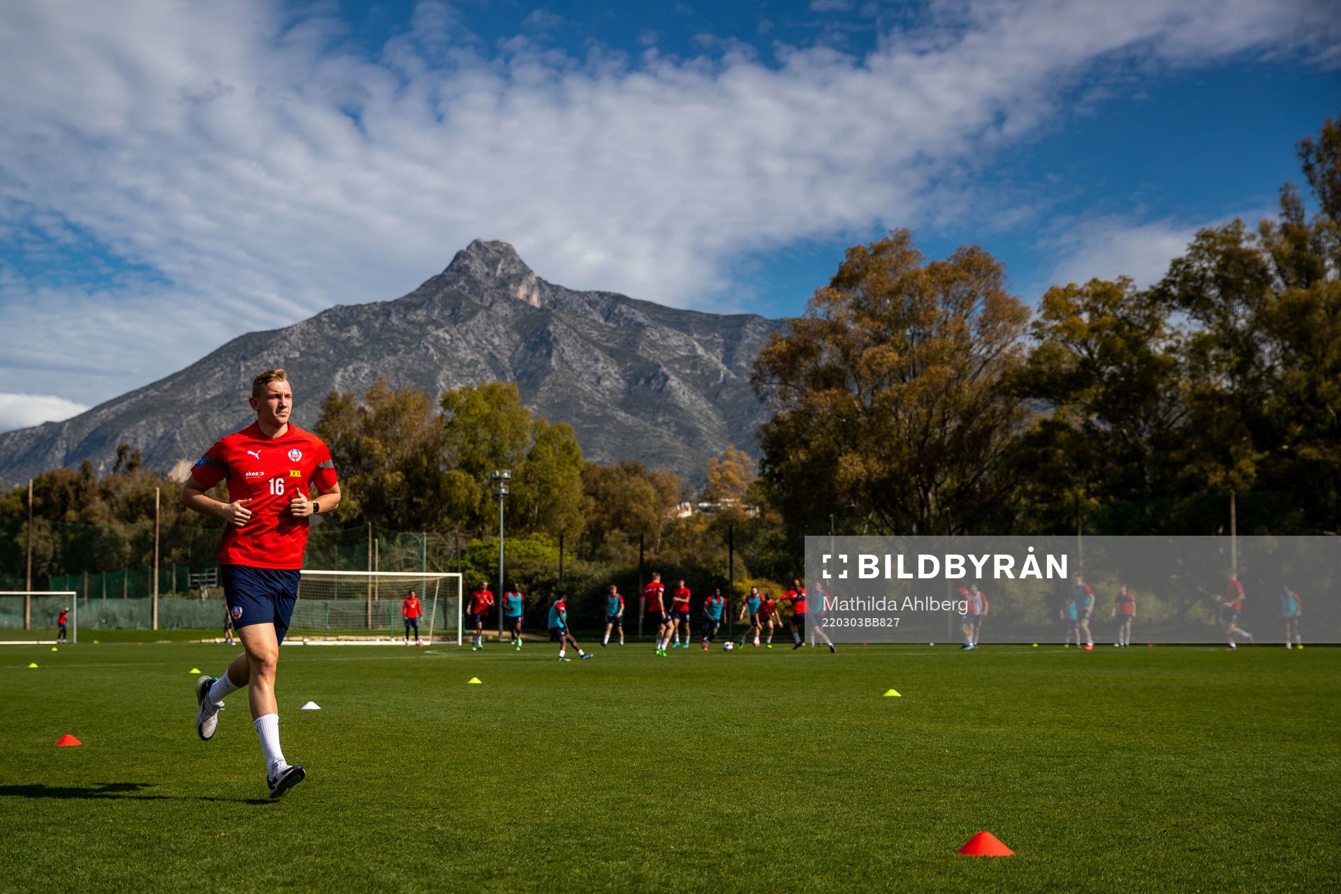 Jakob Voelkerling Persson under en fotbollsträning med Helsingborg den 3 mars 2022 i Marbella. 