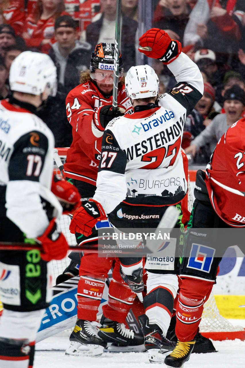 Örebros Gustav Stjernberg och Malmö Redhawks Ponthus
