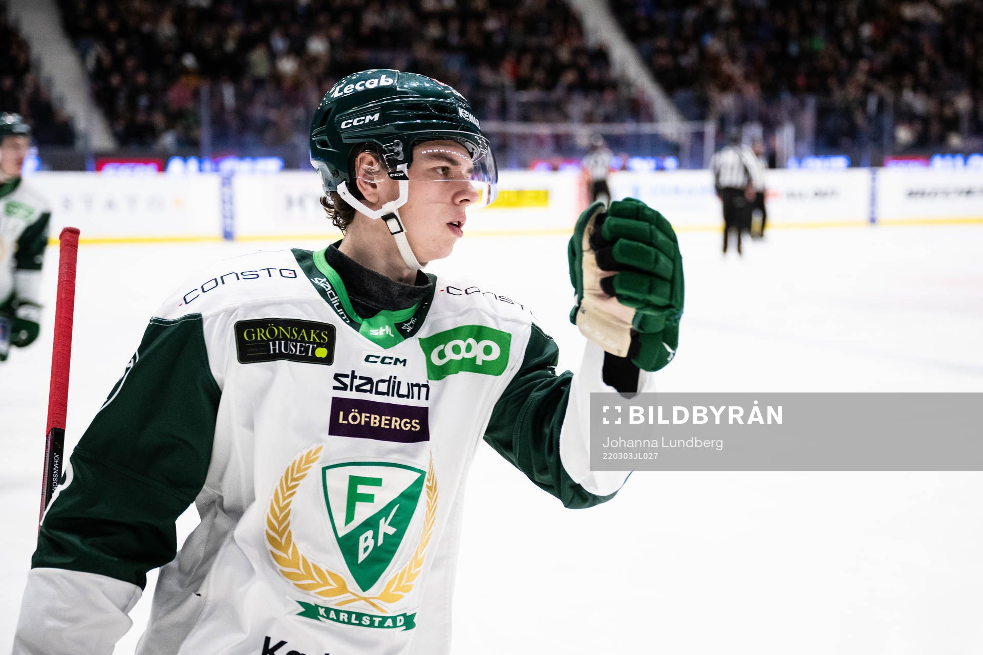 Färjestads Albert Johansson jublar