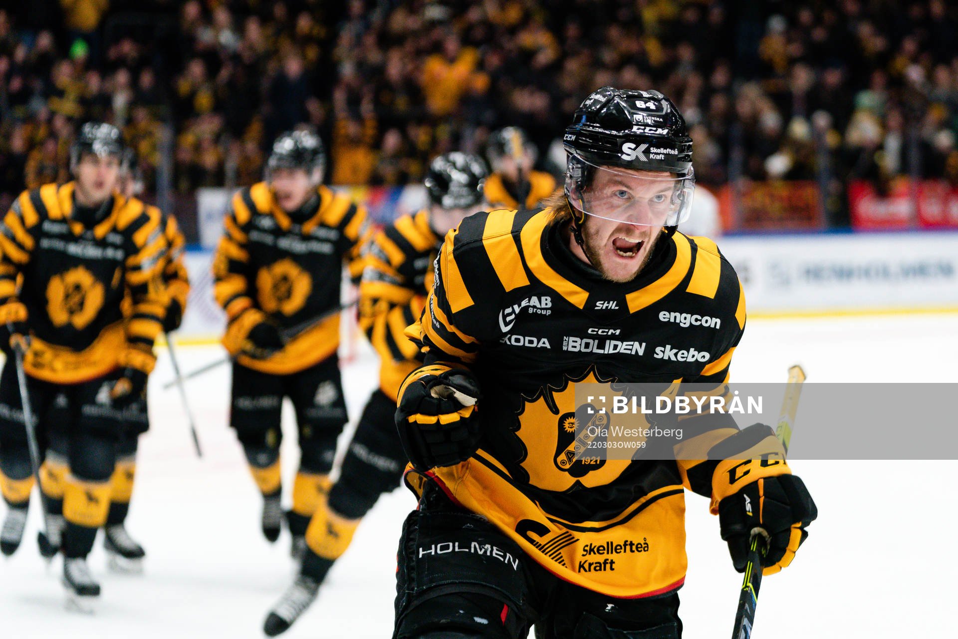 Skellefteås Jonathan Pudas jublar