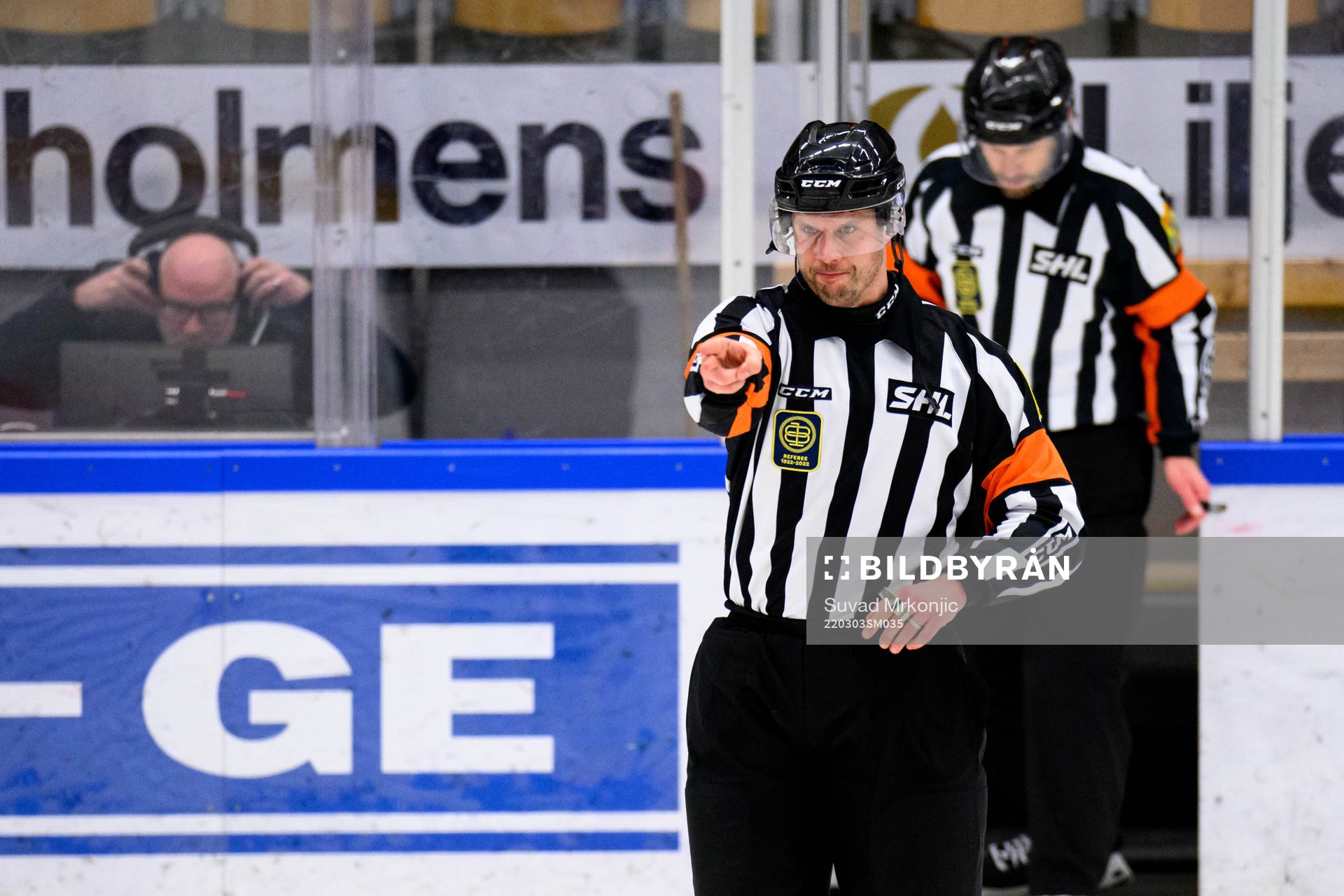 Domare Domare Johan Magnusson godkänner Rögles 3-3-mål