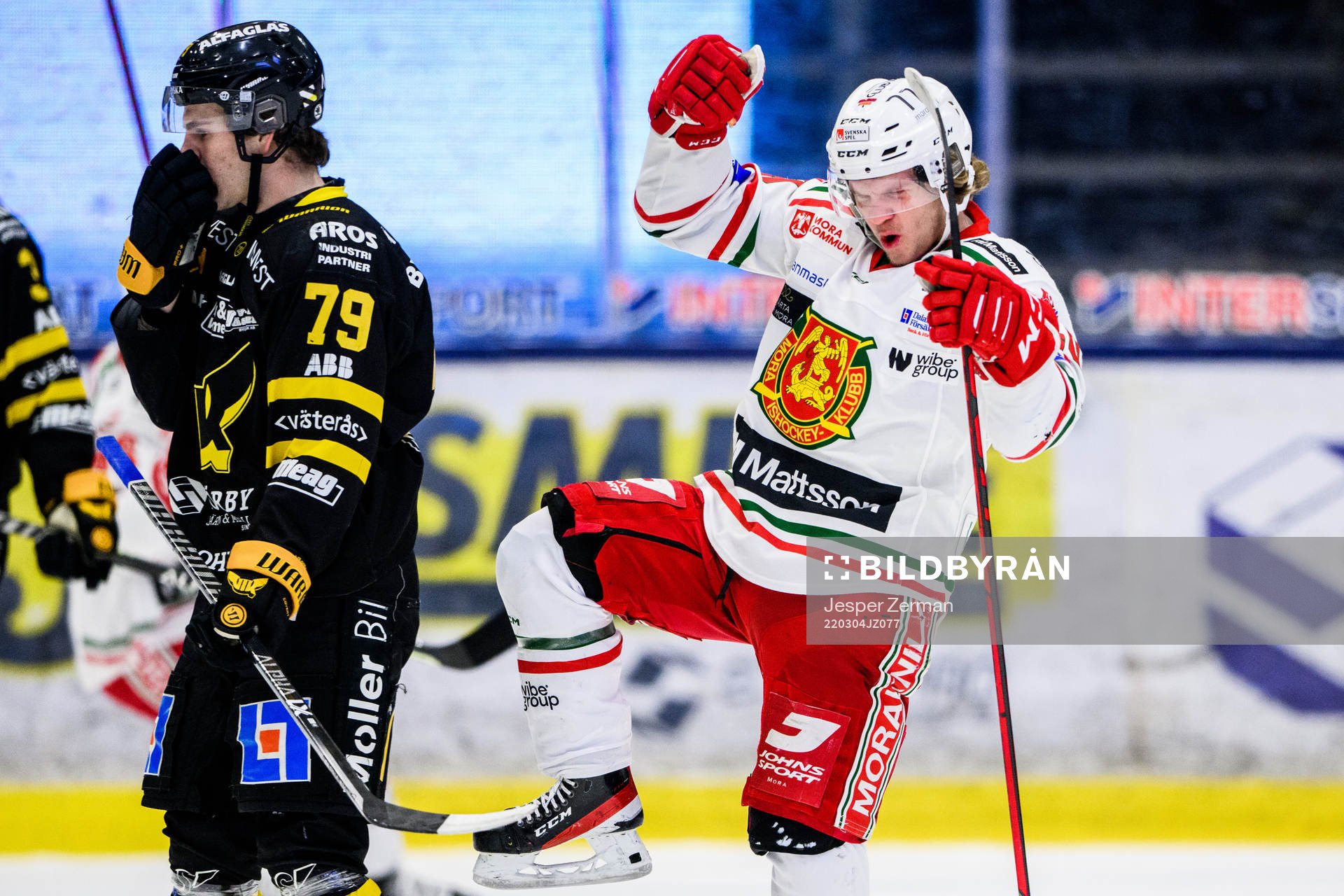 Moras Anton Heikkinen jublar