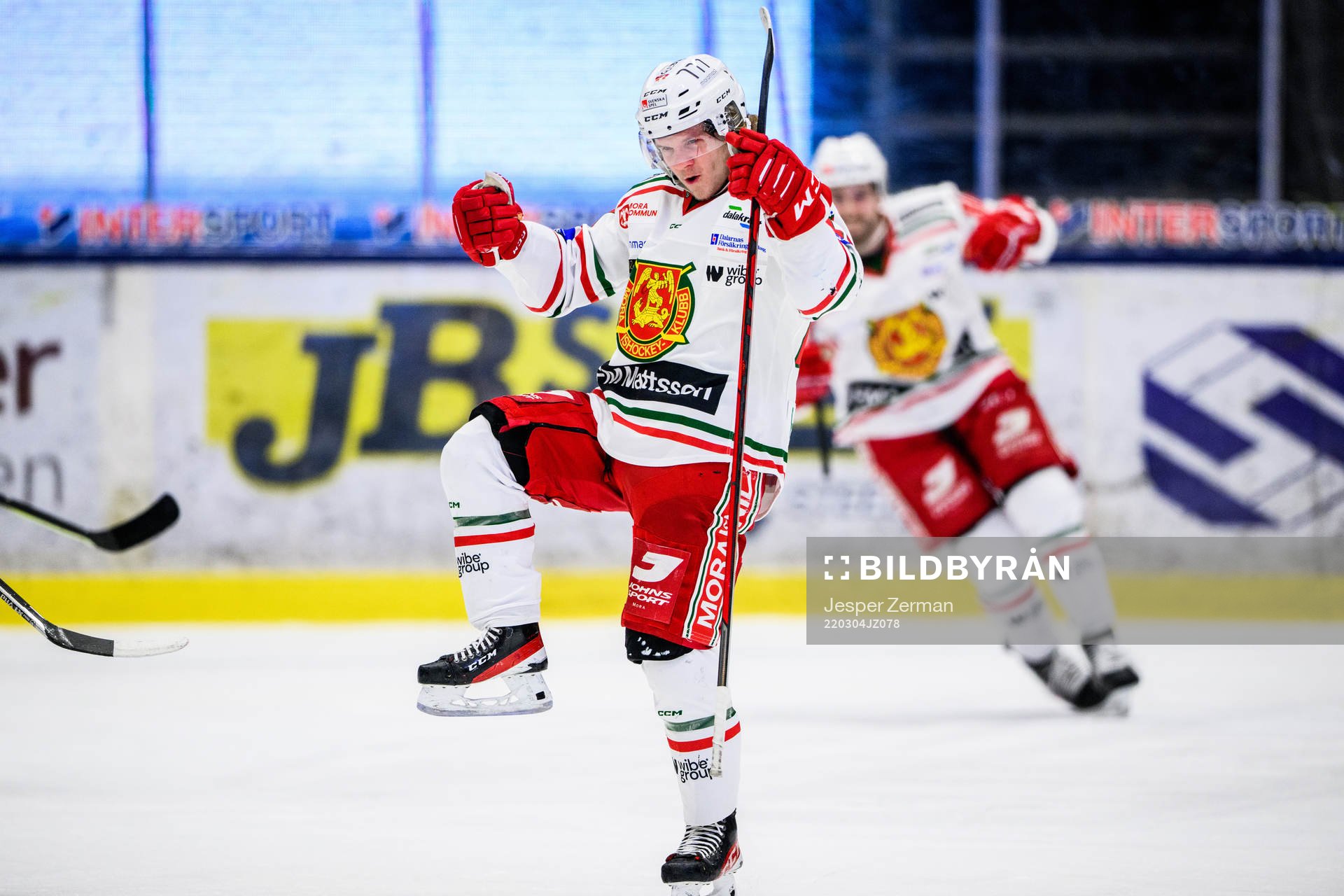 Moras Anton Heikkinen jublar