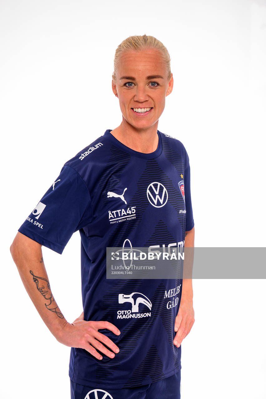 Carloline Seger