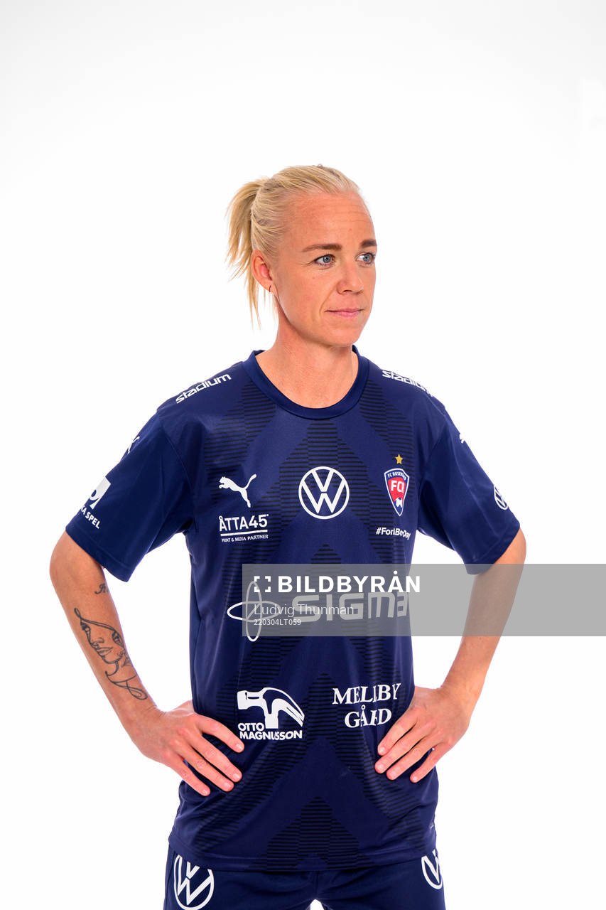 Carloline Seger