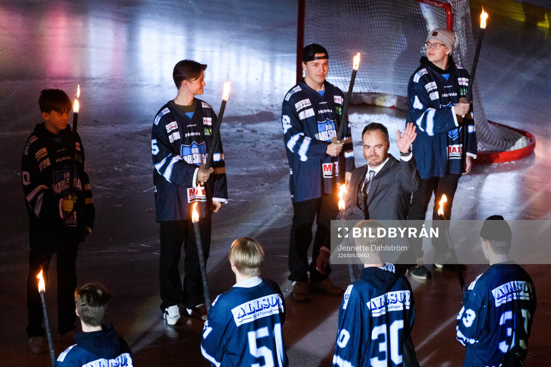 Karlskogas Christian Carlsson hyllas och ska få sin tröja
