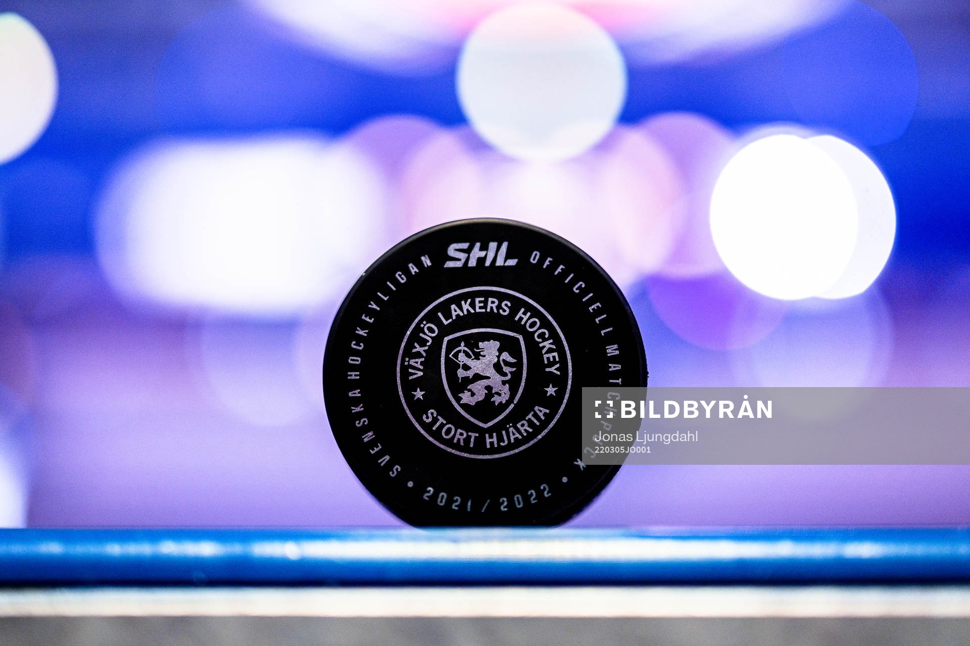 Matchpuck före ishockeymatchen i SHL mellan Växjö och