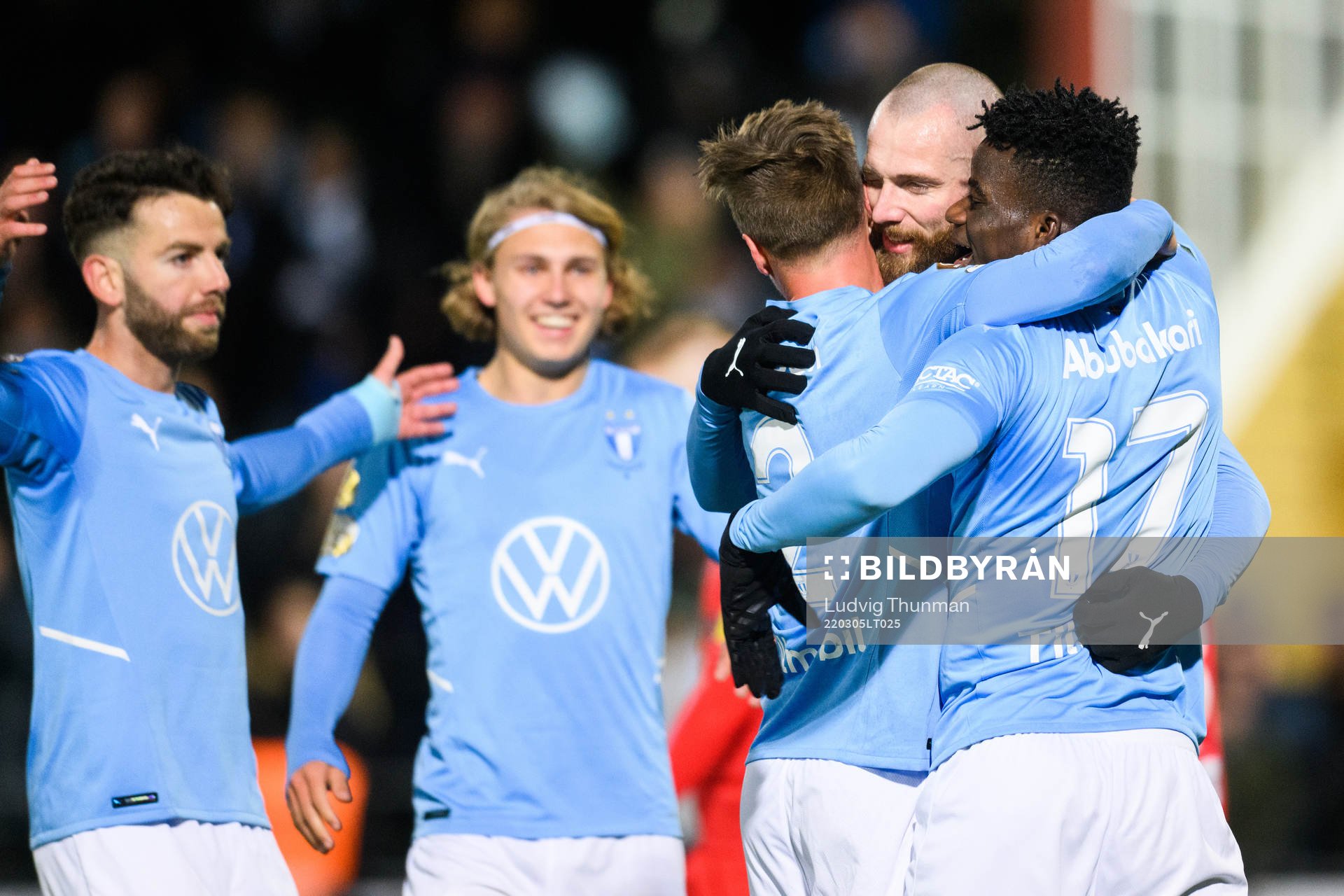 Malmö FFs Jo Inge Berget och Malik Abubakari jublar