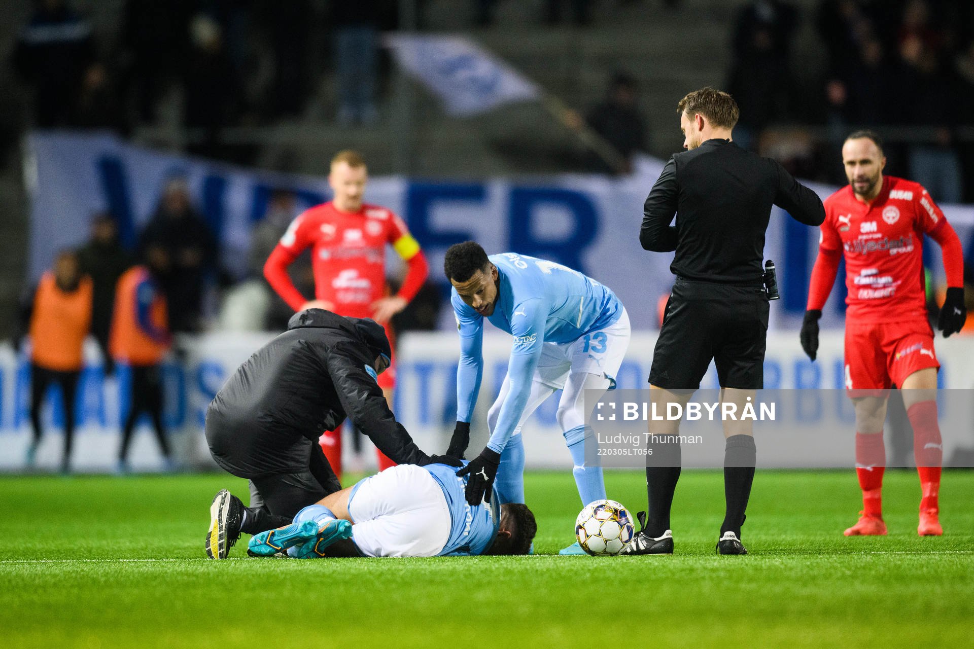 Malmö FFs Erdal Rakip tittas till av läkare Pär