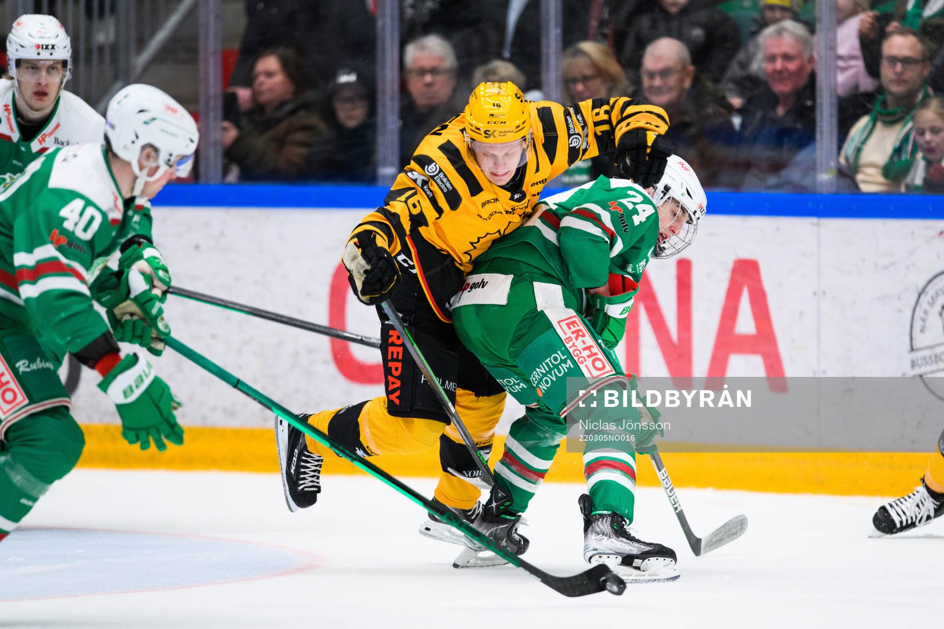 Skellefteås Linus Lindström och Rögles Marco Kasper