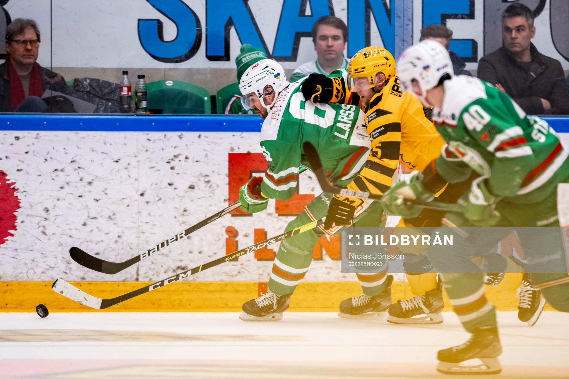 Rögles Ludvig Larsson och Skellefteås Oscar Möller