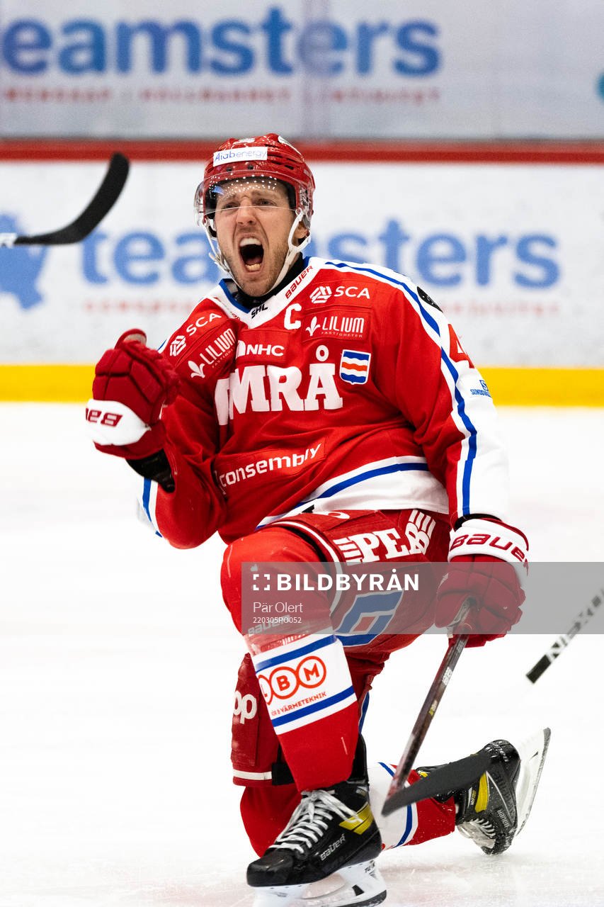 Timrås Jacob Blomqvist jublar