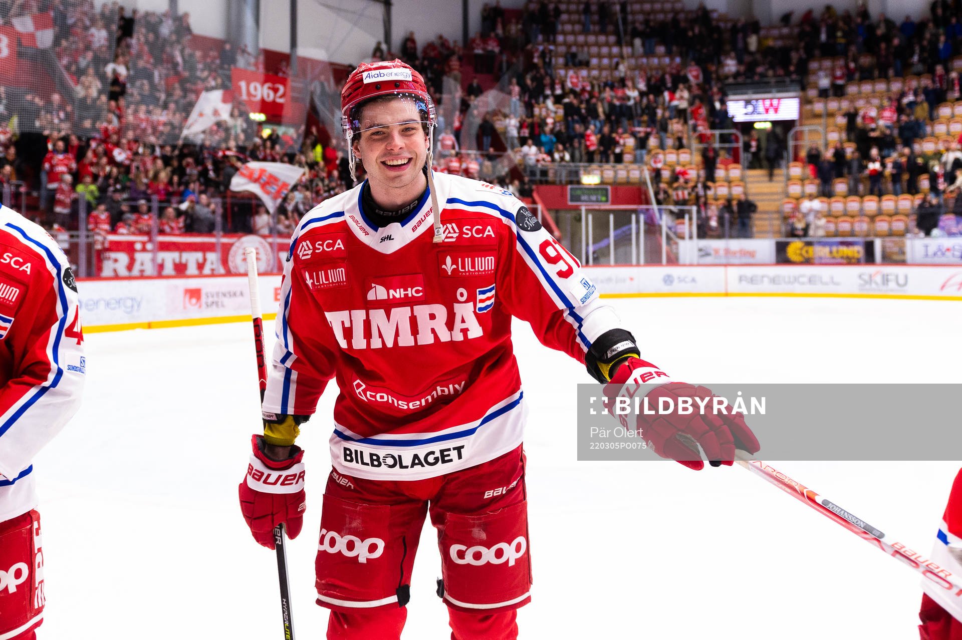 Timrås Viktor Lodin jublar