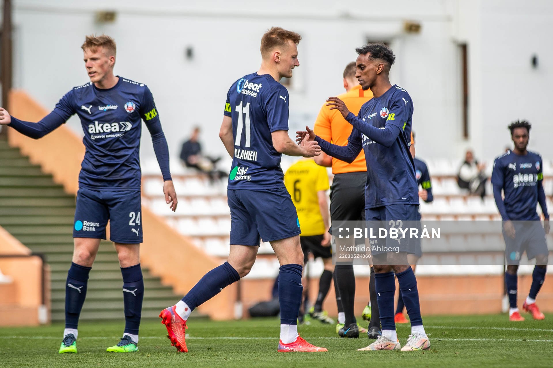 Rasmus Karjalainen and Taha Ali of Helsingborg celebrates