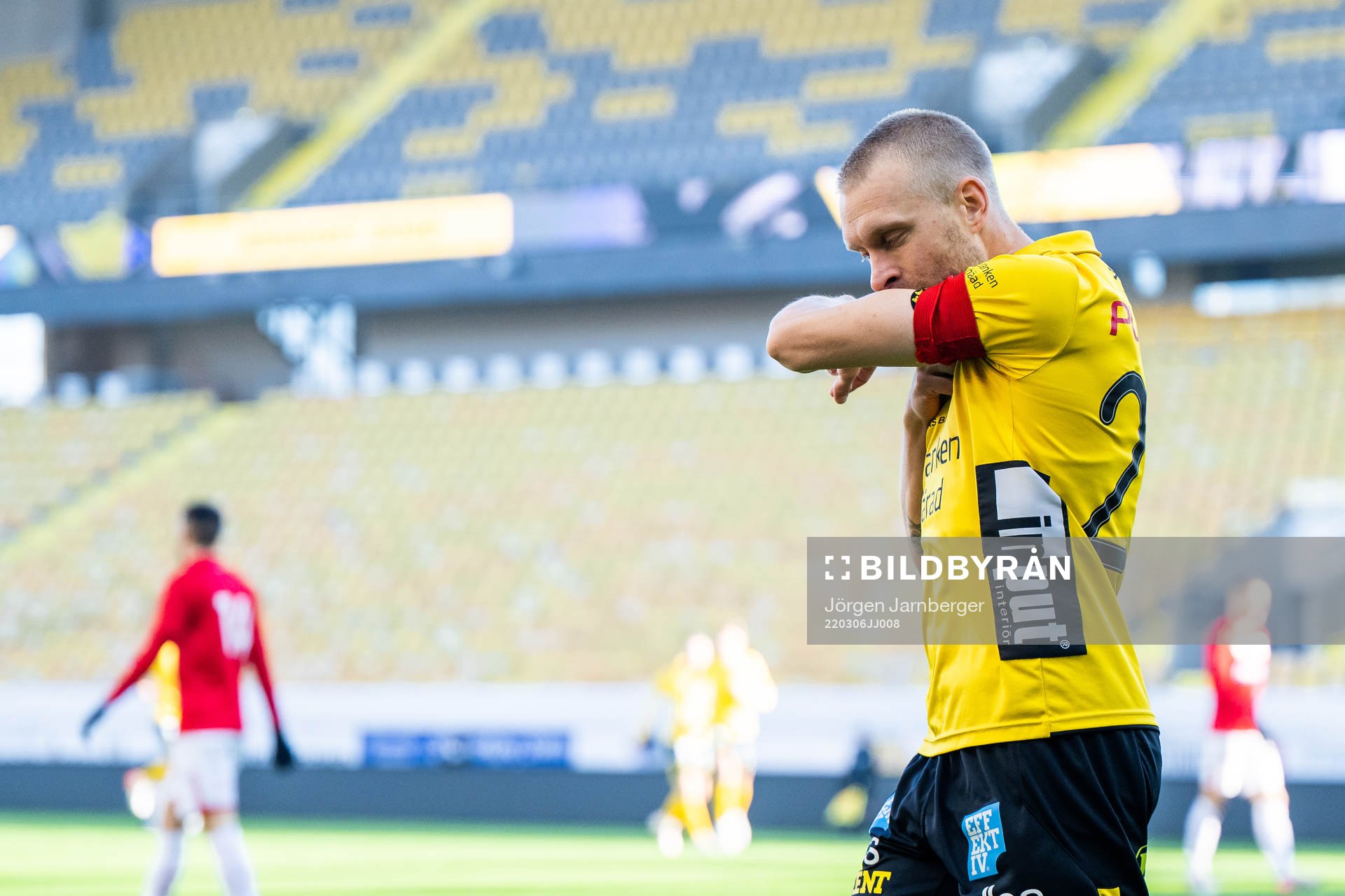 Elfsborgs Johan Larsson jublar