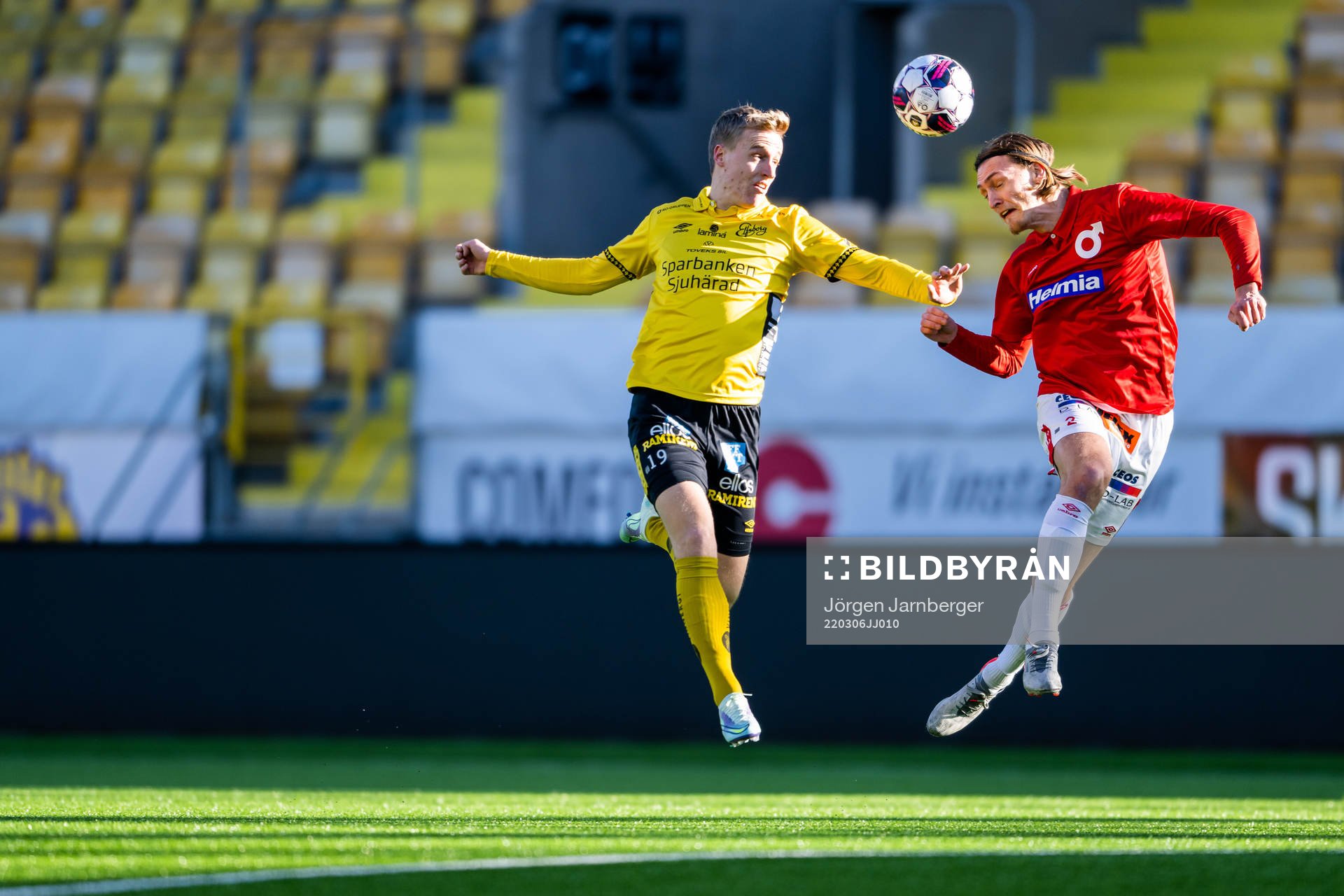 Elfsborgs Jeppe Møldrup Okkels och Degerfors Justin Salmon