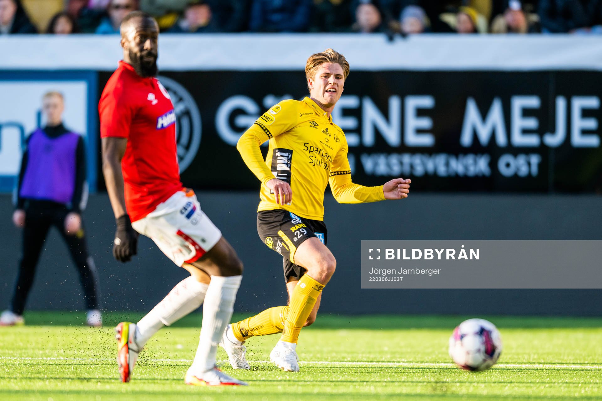 Degerfors Ronald Mukiibi och Elfsborgs Oliver Zandén