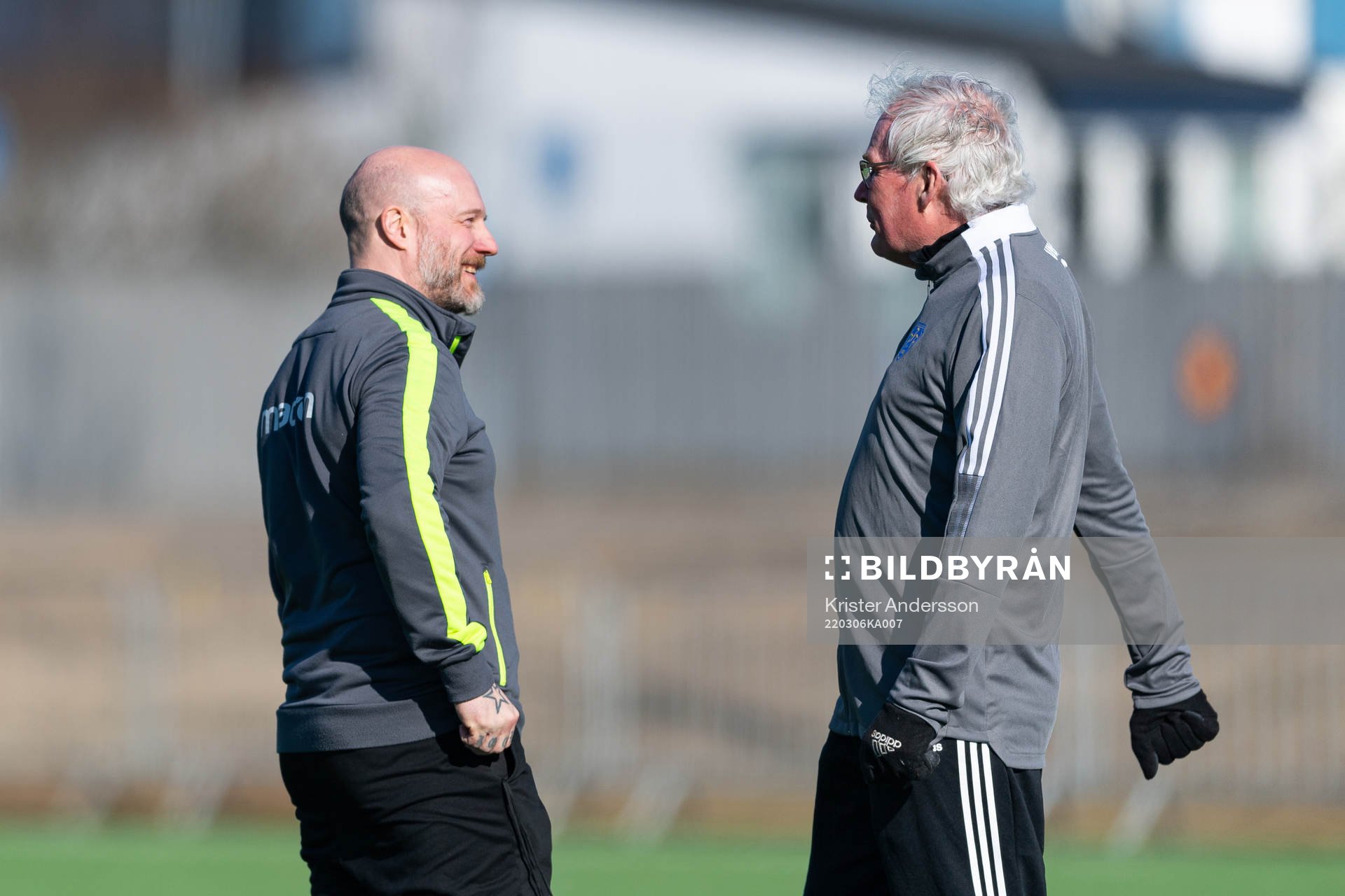 Ytterhogdals tränare Sebastian Bowles och Falkenbergs