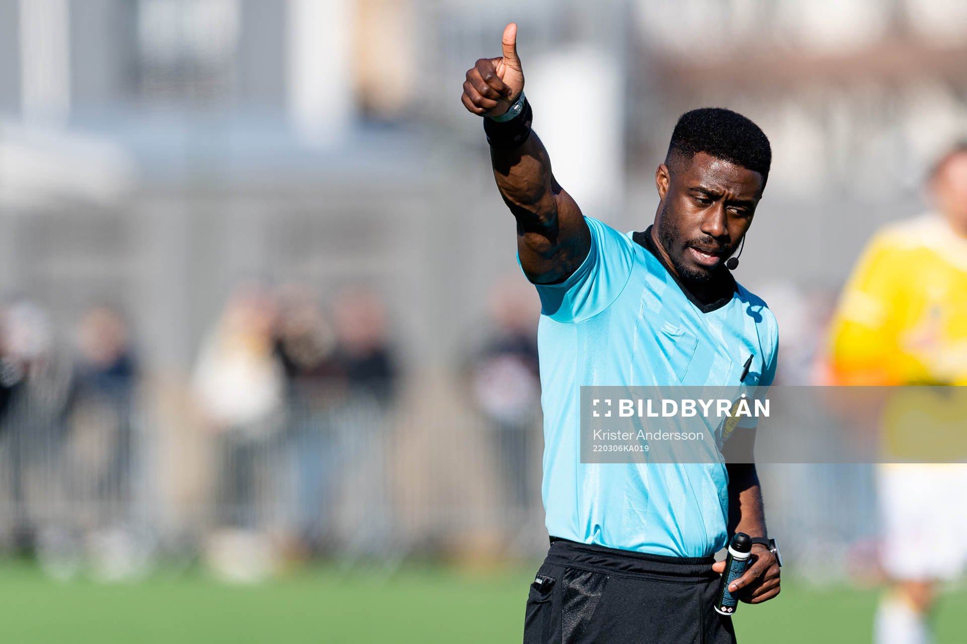 Domare Fredrik Oppong