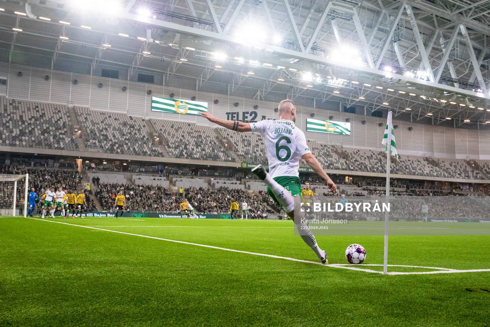 Hammarbys Darijan Bojanic med en hörna