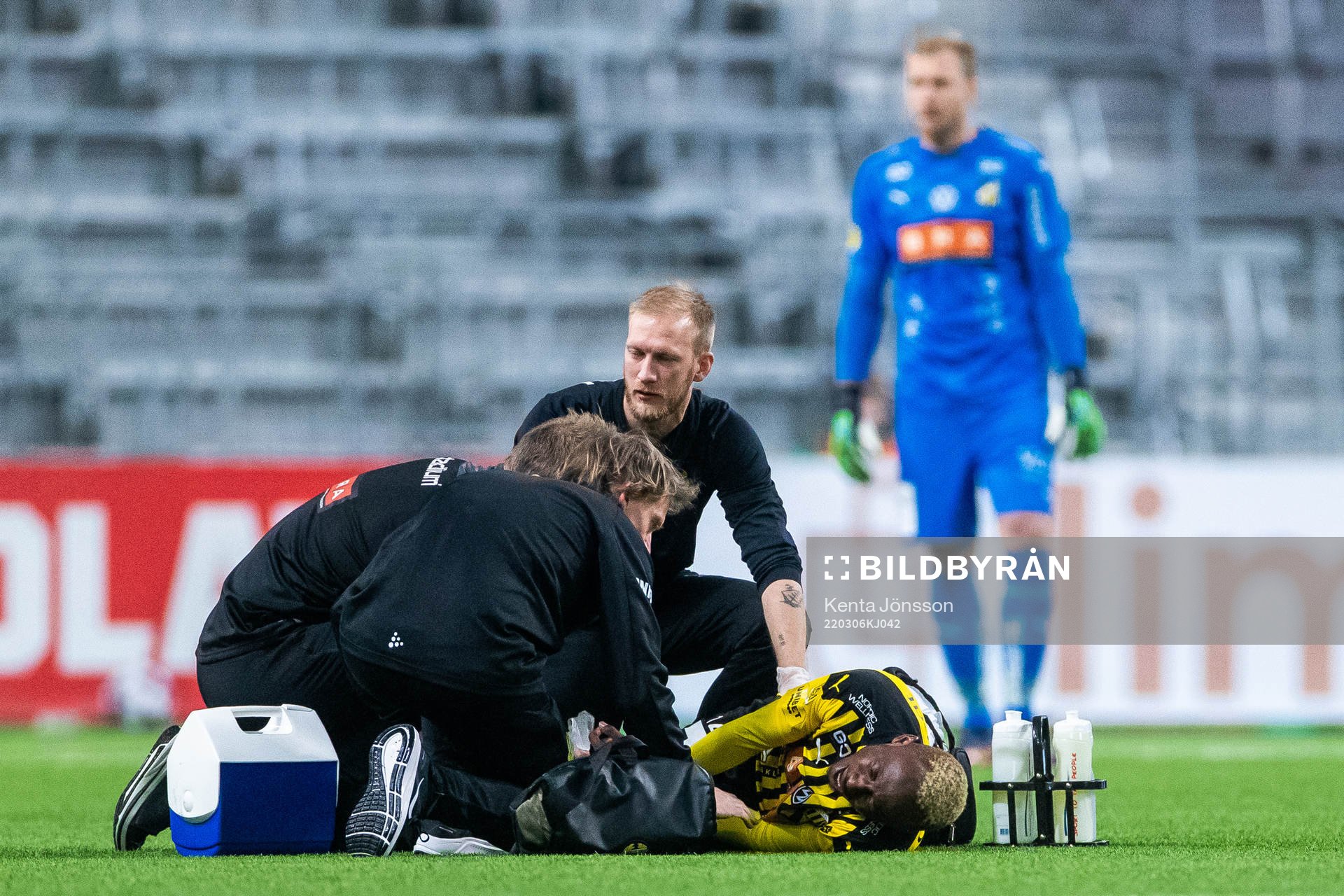 Häckens Benie Traore får vård