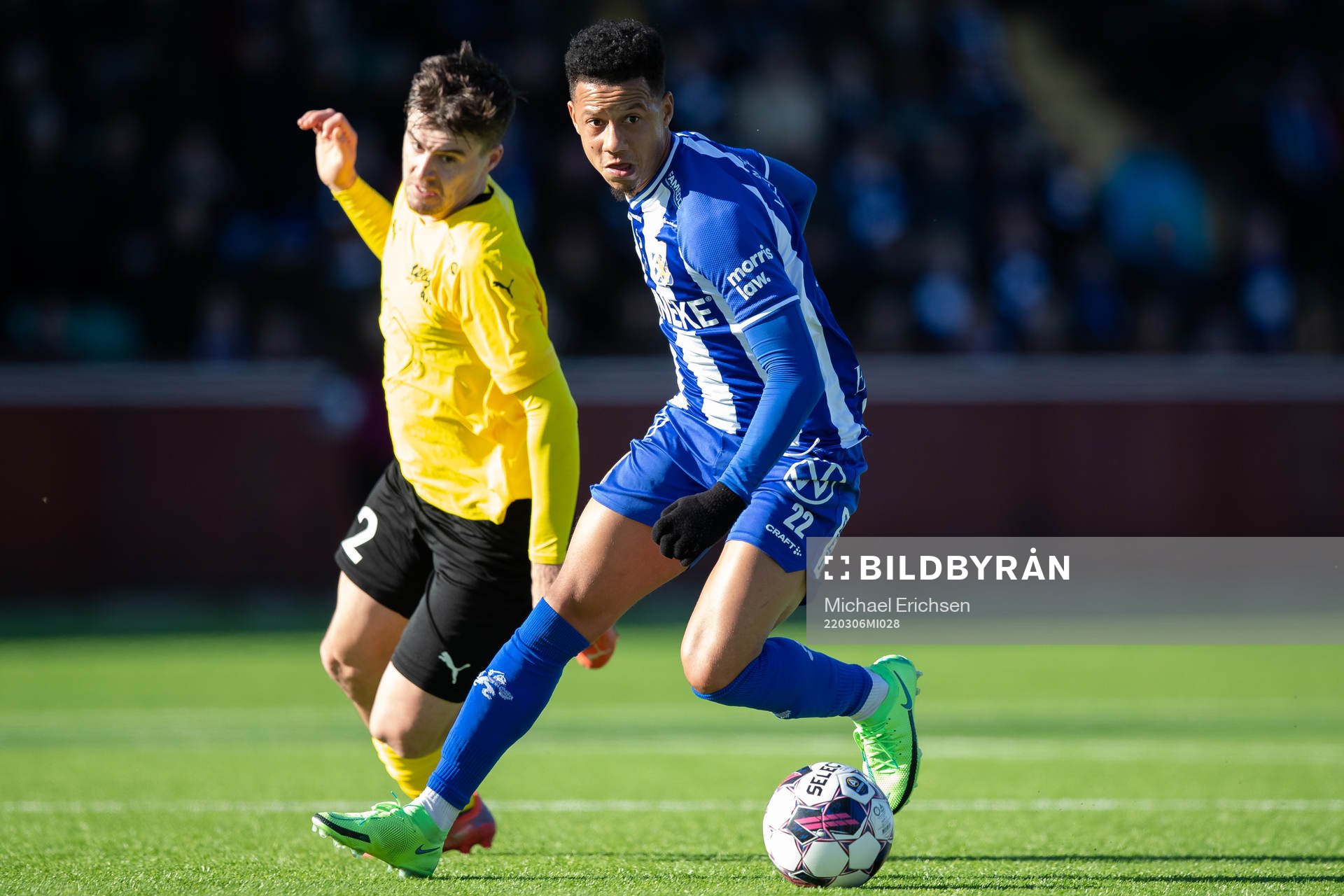 Mjällbys Jesper Gustavsson och IFK Göteborgs Tobias Sana
