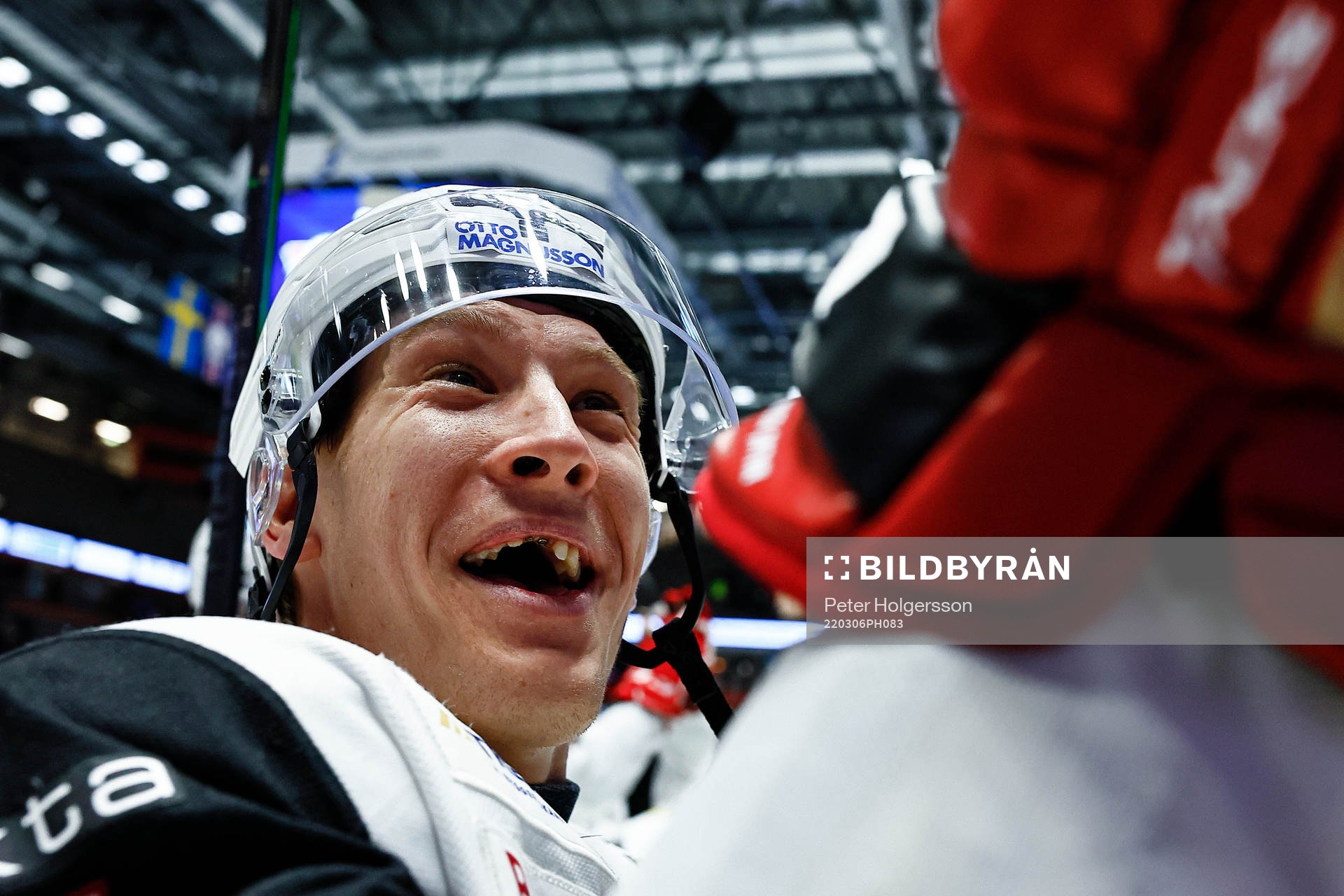 Malmö Redhawks Emil Sylvegård jublar