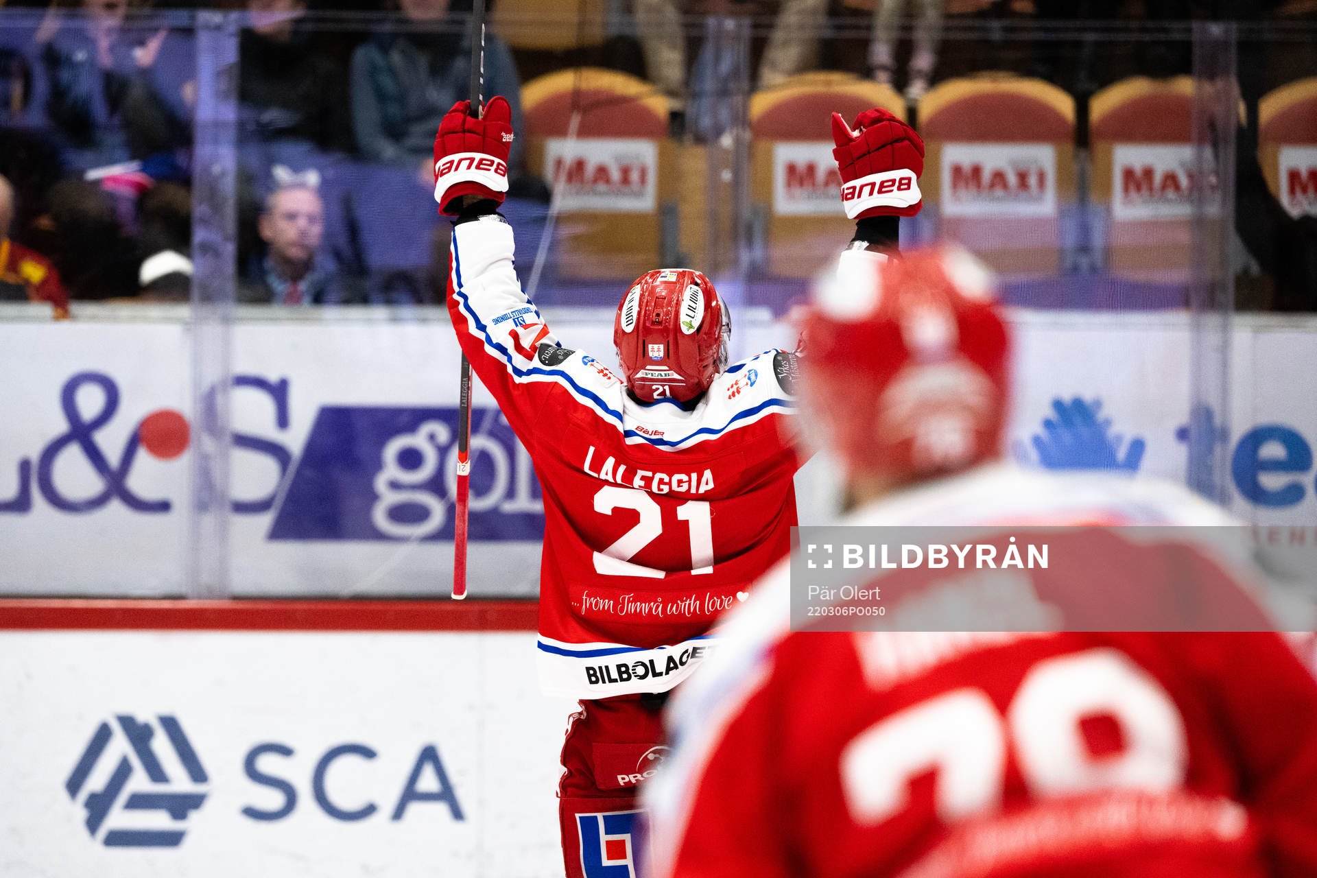 Timrås Joey LaLeggia jublar