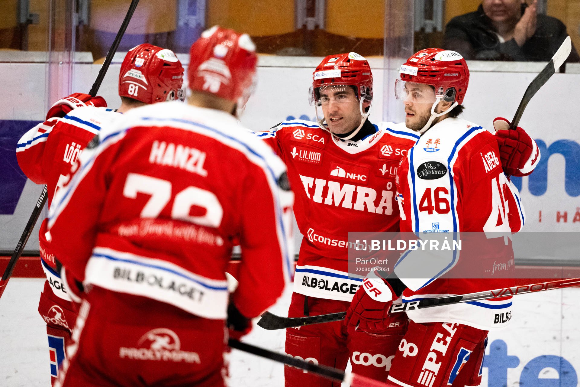 Timrås Joey LaLeggia jublar