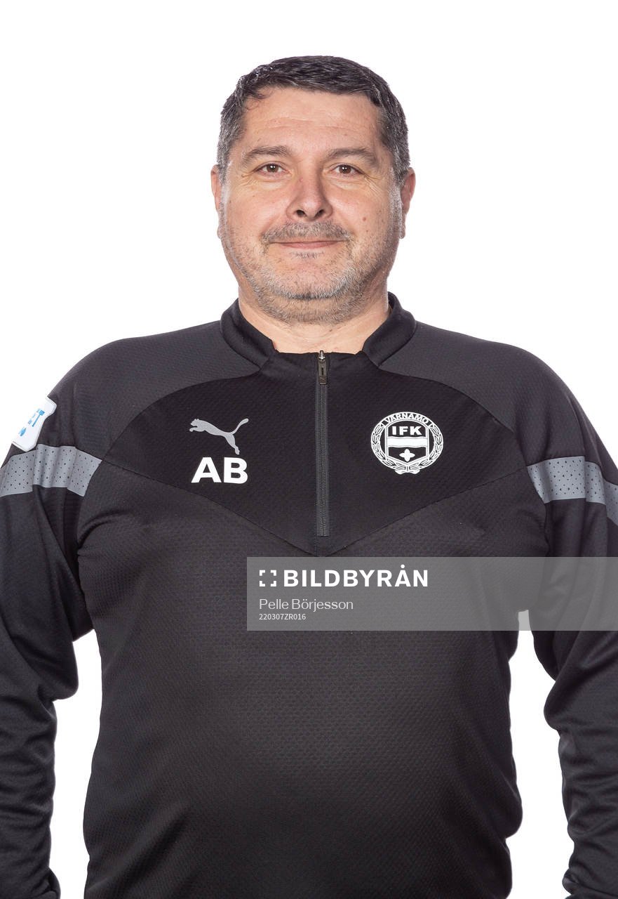 Värnamos lagledare Adem Bukaric