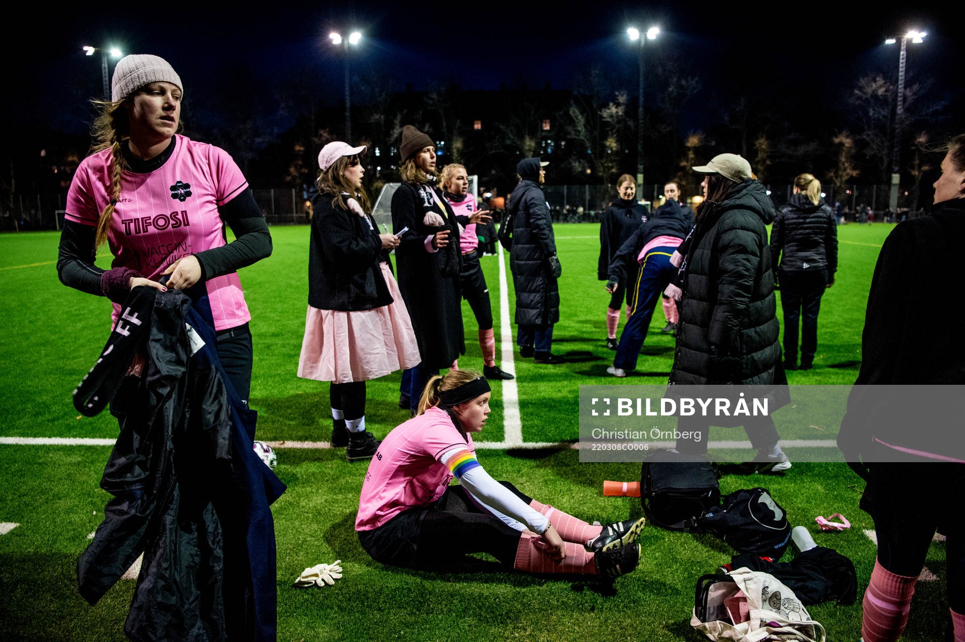Backarnas spelare innan en vänskapsmatch mellan Backarna