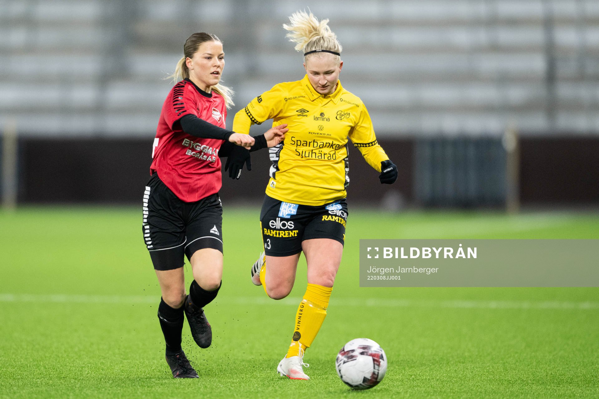 Södra vings Emilia Johansson och Elfsborgs Fanny Johansson