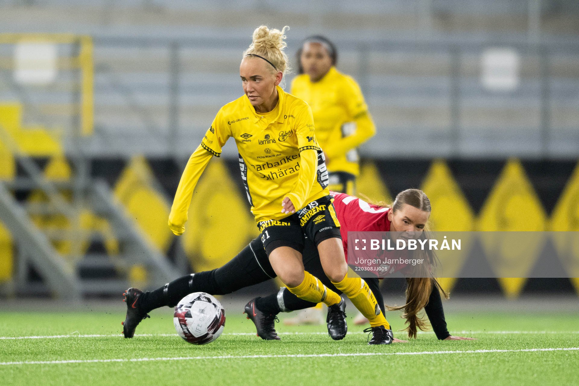 Elfsborgs Tea Skoglund och Södra vings Elvira Johanzon