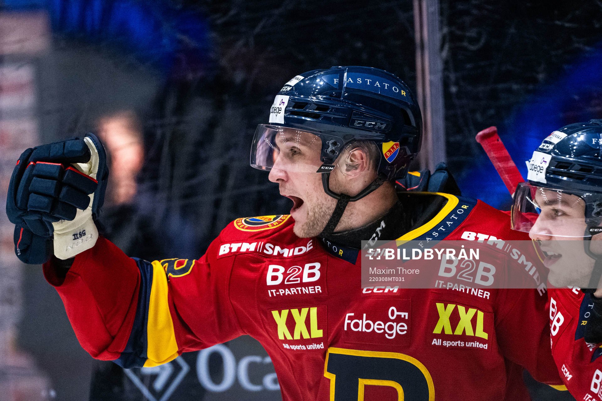 Djurgårdens Fredrik Forsberg och William Eklund jublar