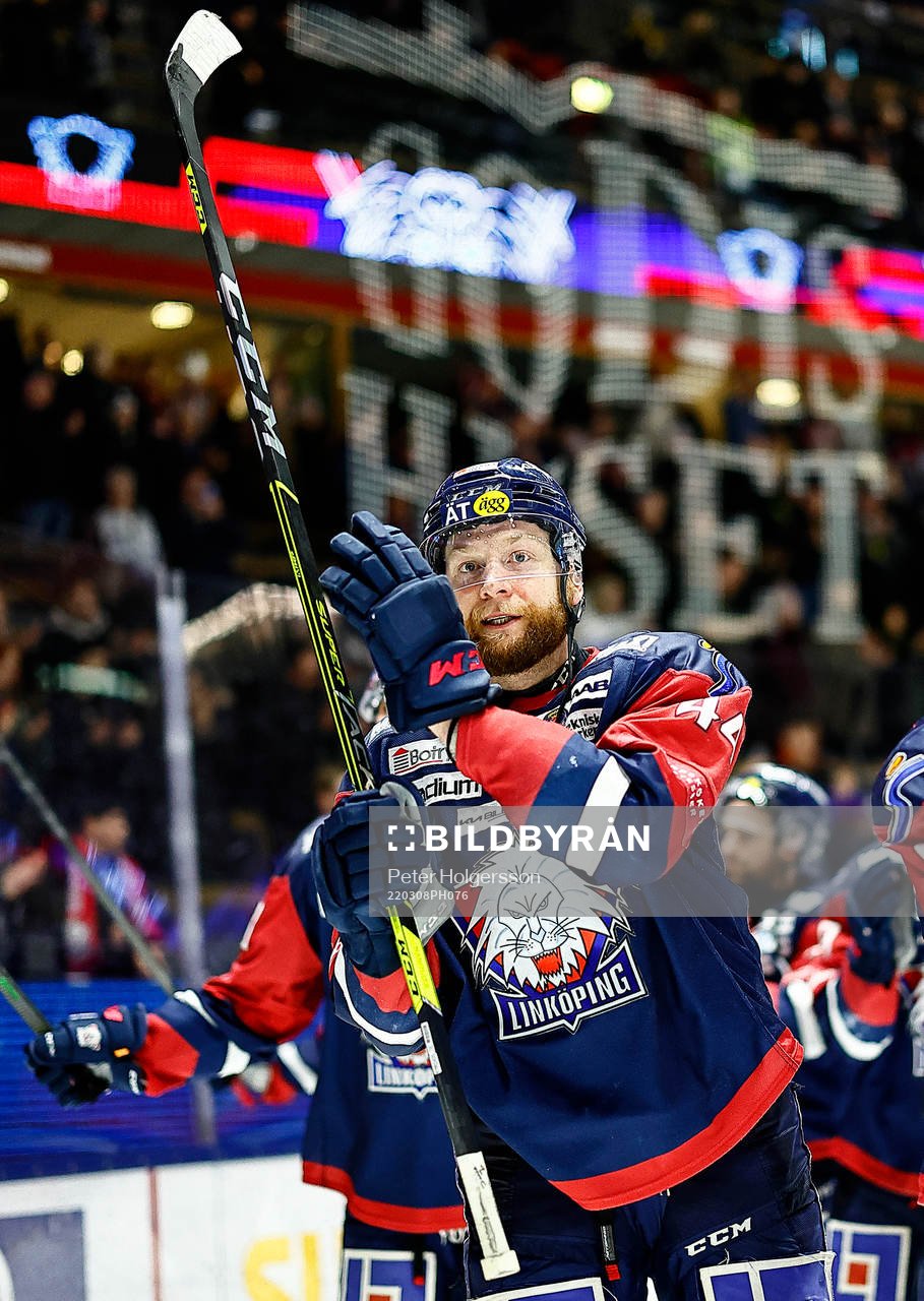 Linköpings Jonas Junland jublar