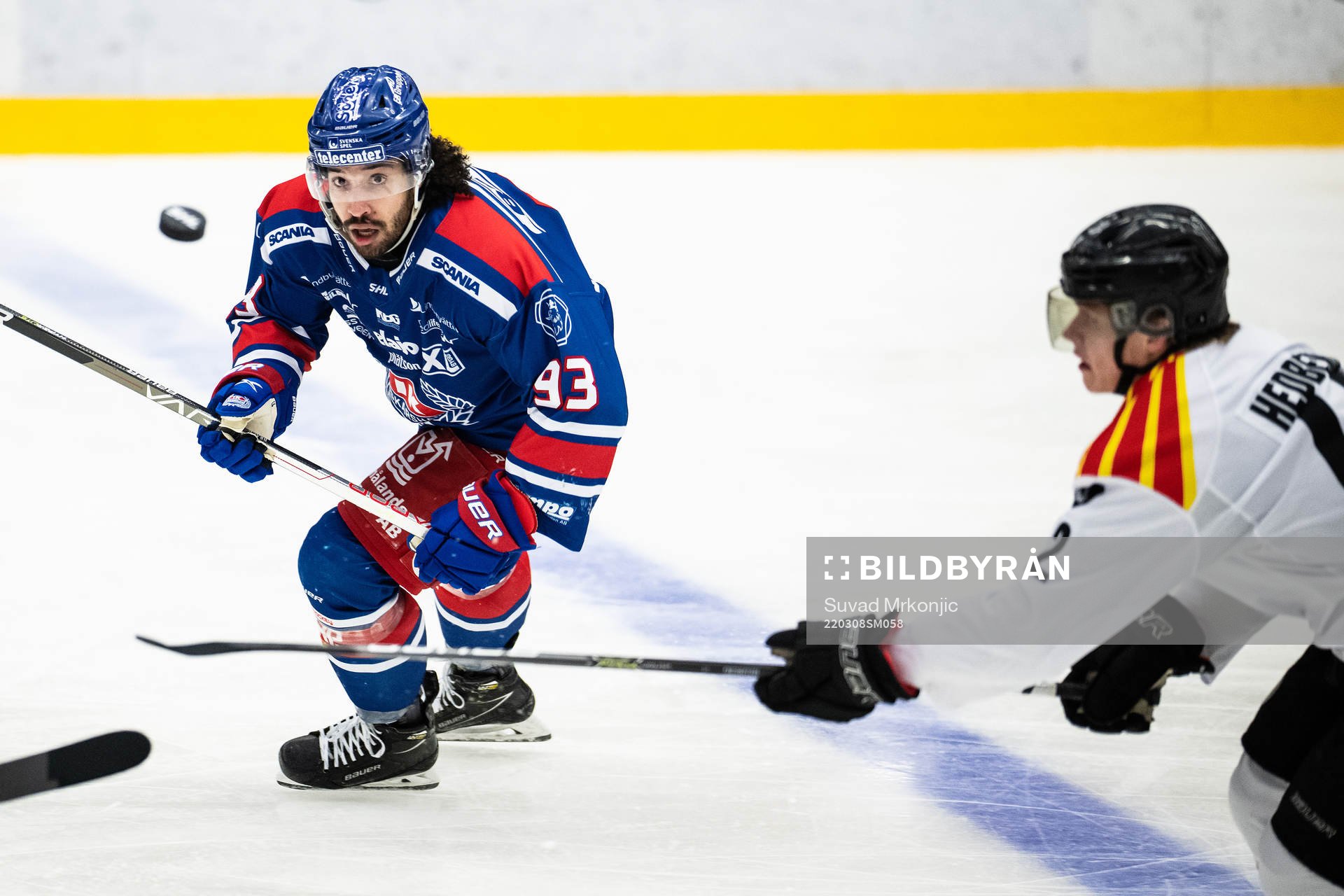 Oskarshamns Cameron Brace och Brynäs Tom Hedberg