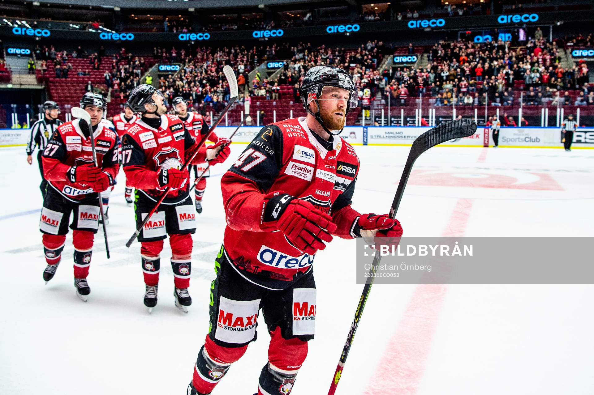 Malmö Redhawks Joakim Ryan jublar