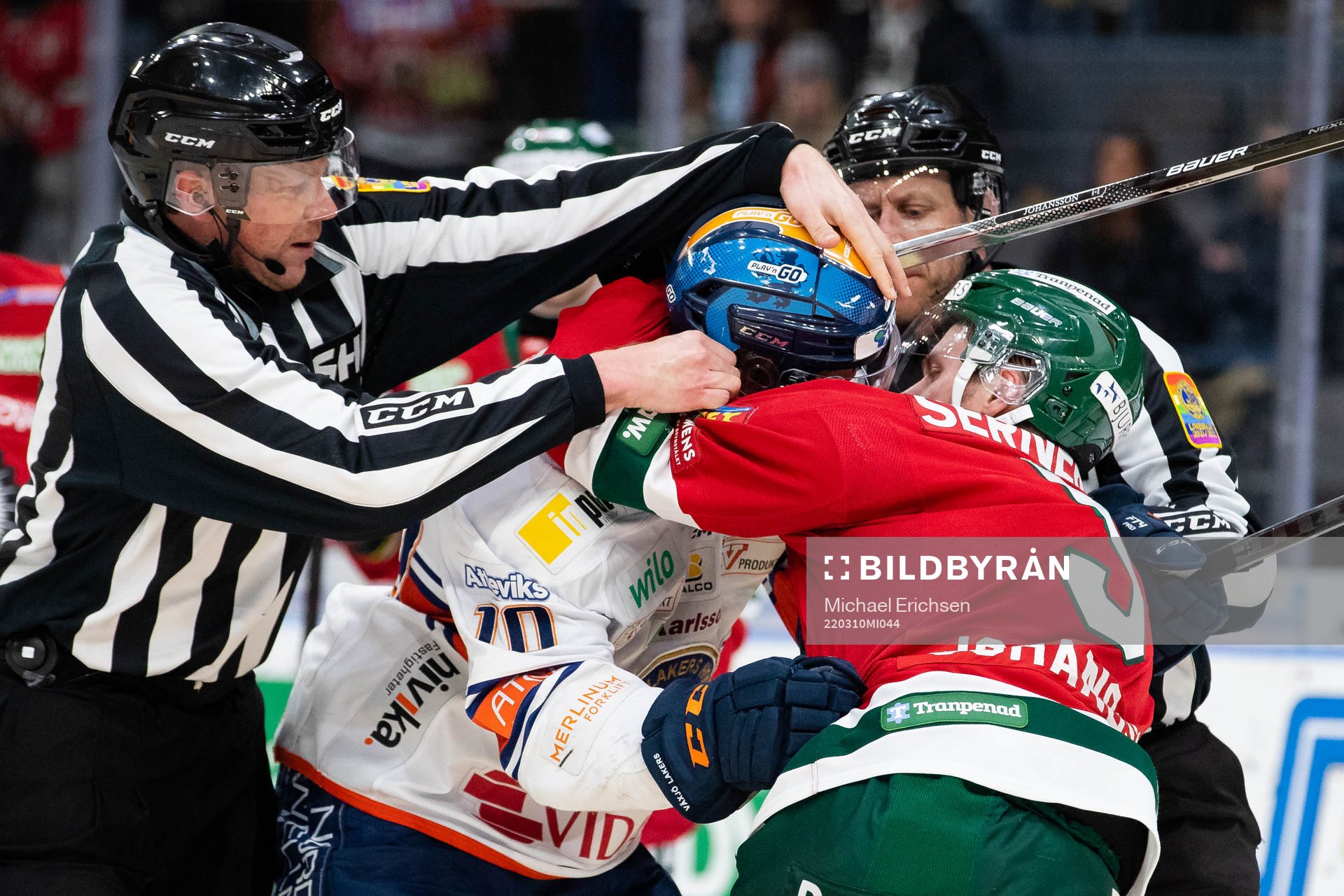 Frölundas Filip Johansson och Växjös Richard Gynge