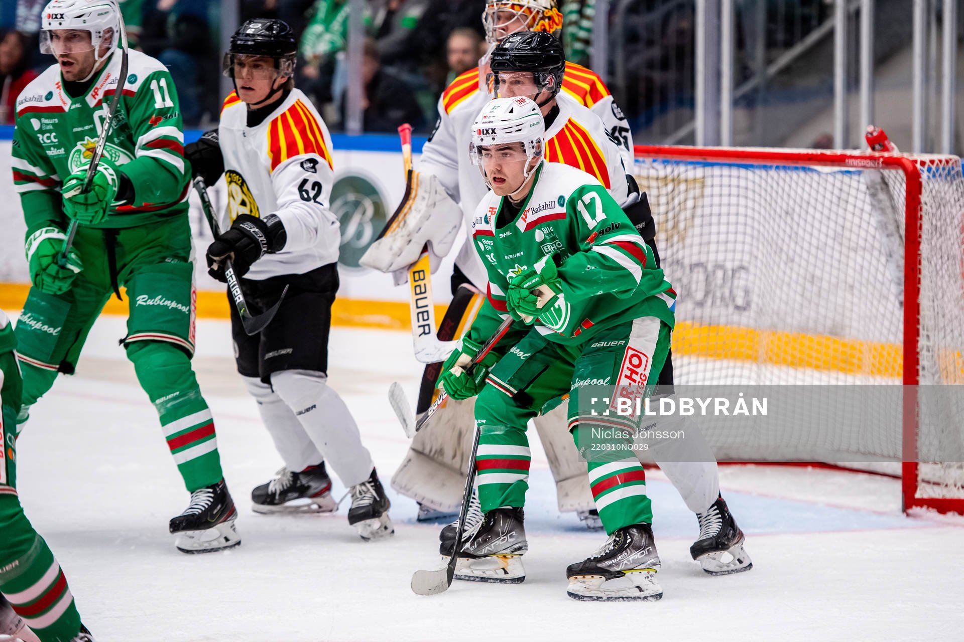 Rögles Philip Granath  och Brynäs Linus Ölund