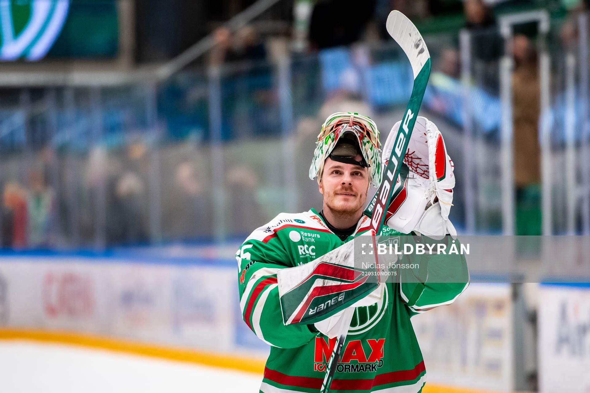 Rögles målvakt Christoffer Rifalk jublar