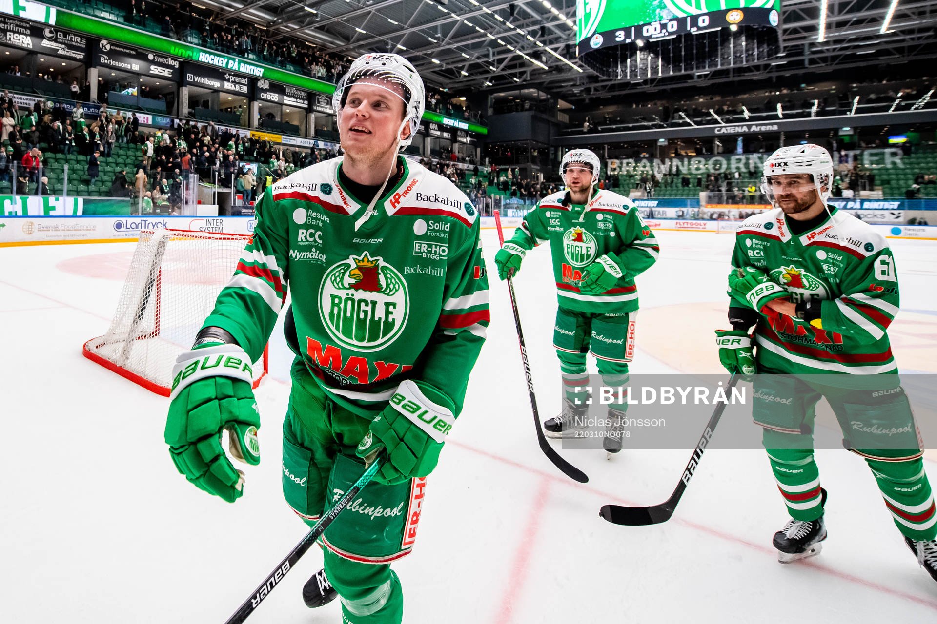 Rögles Oskar Stål Lyrenäs  jublar