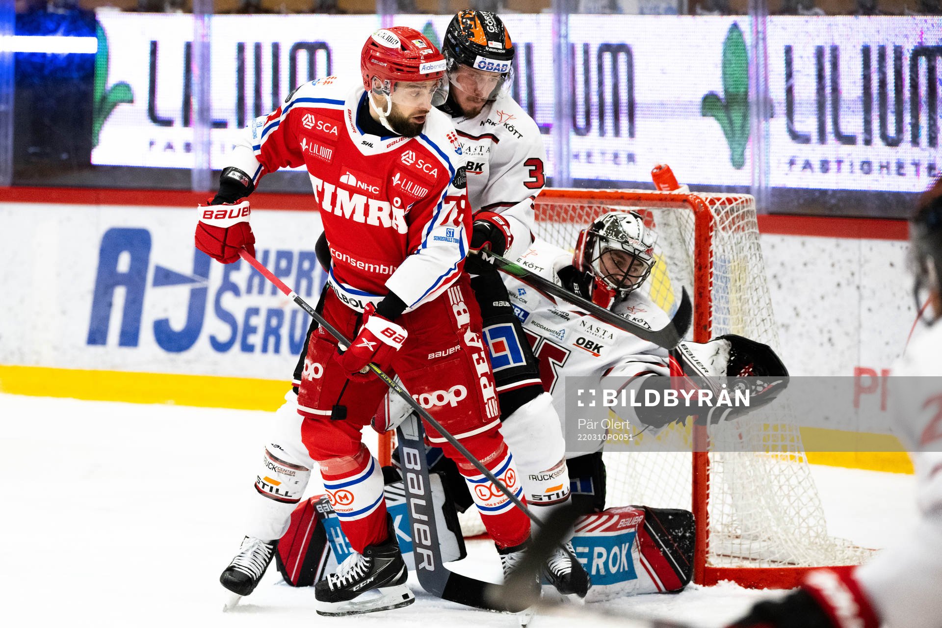 Örebros målvakt Jhonas Enroth och Timrås Robin Hanzl