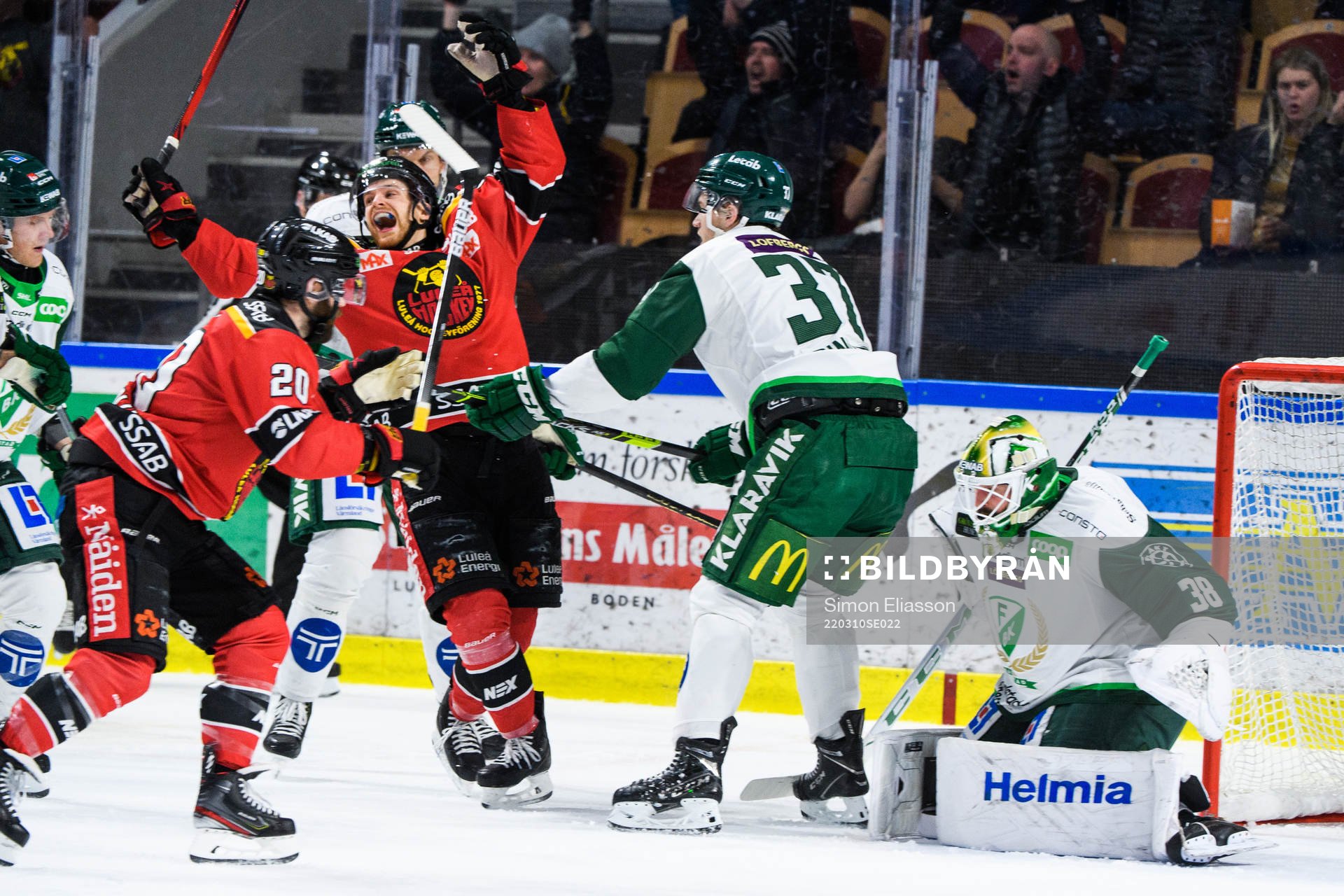 Luleås Brendan Shinnimin jublar