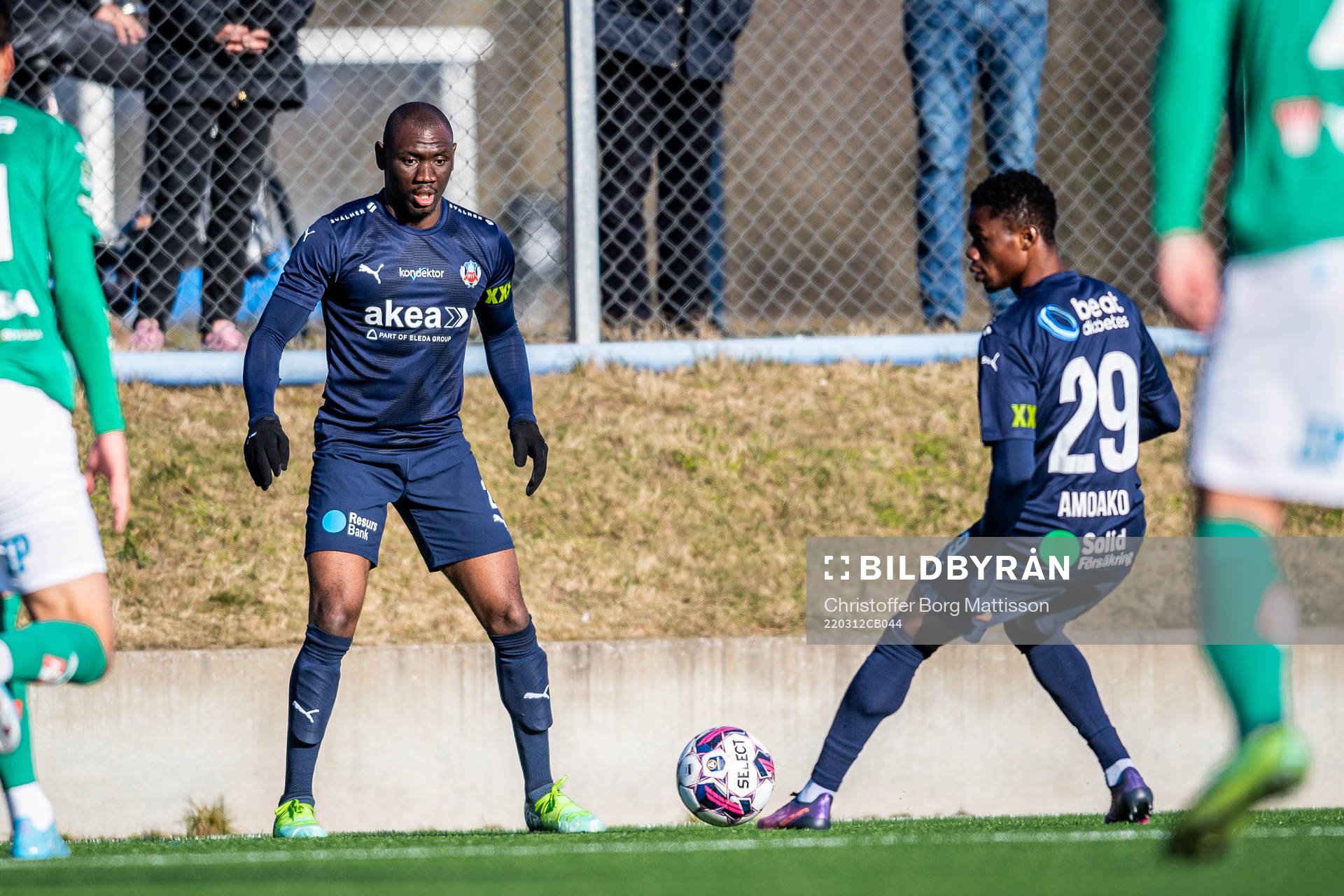Helsingborgs Ravy Tsouka-Dozi och Joseph Amoako