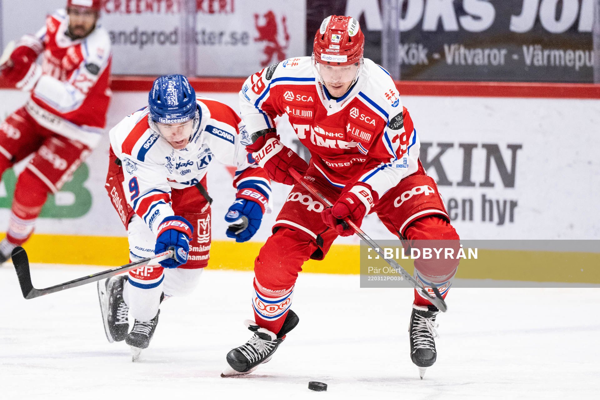 Oskarshamns Hampus Plato och Timrås Morten Madsen
