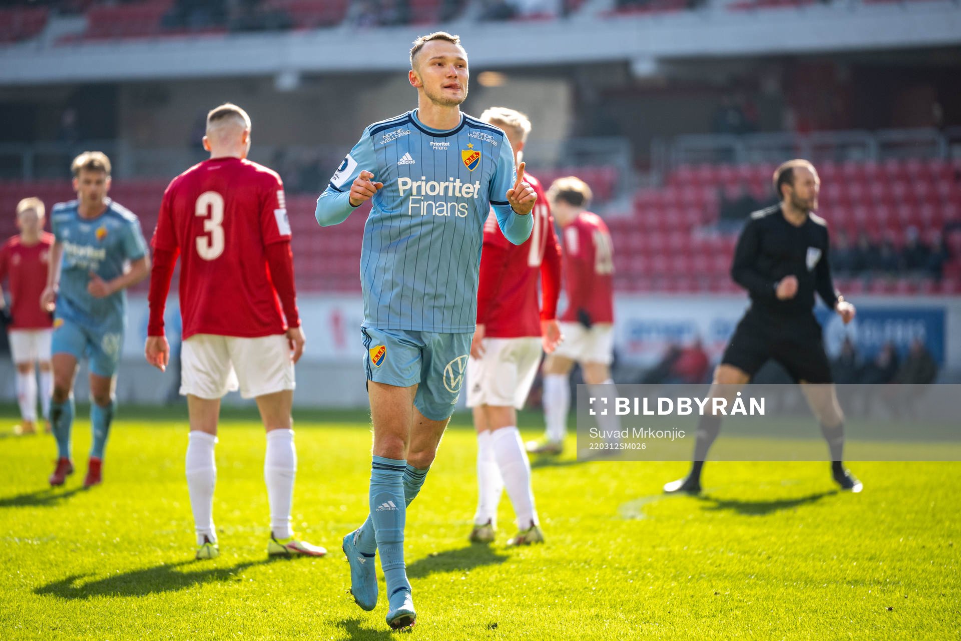 Djurgårdens Piotr Johansson jublar
